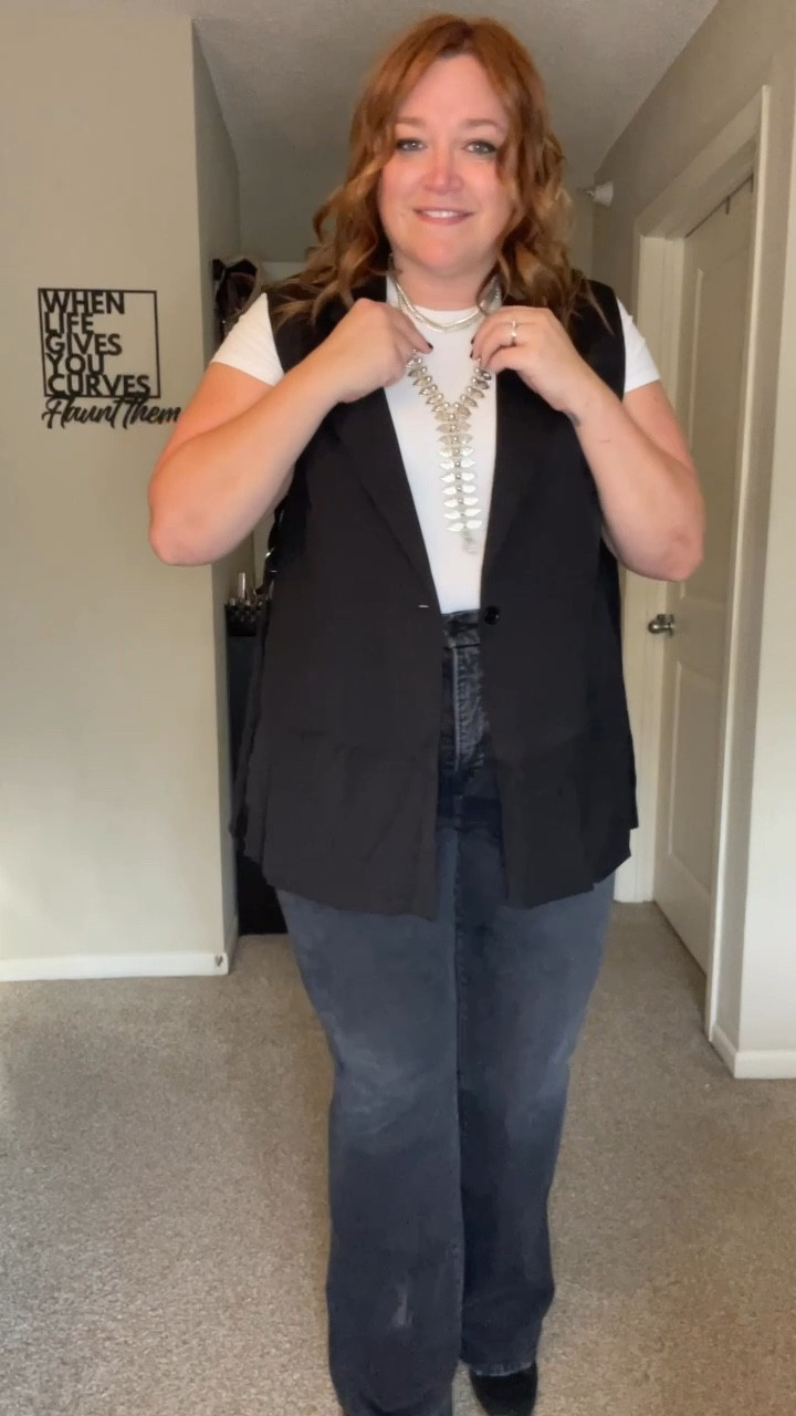 The go to vest for business casual days 🤩

Wearing the XXL as a US 16/18

#LTKPlusSize #LTKMidsize #LTKxPrimeDay