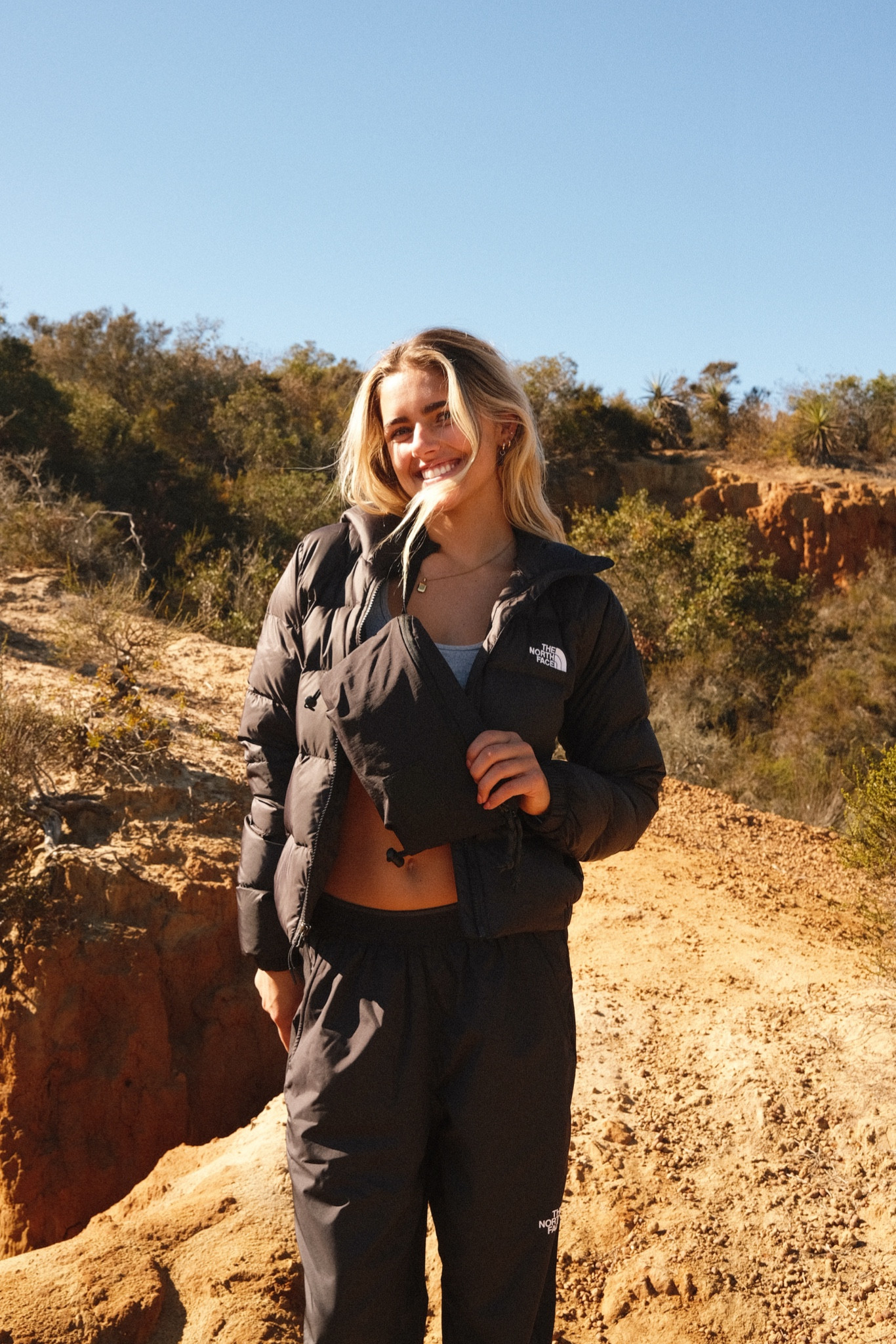 the perfect san diego fit this holiday season:) this is my new favorite jacket btw!! also the perfect gift for anyone you love💌 @thenorthface #ad

#LTKGiftGuide #LTKSeasonal #LTKHoliday