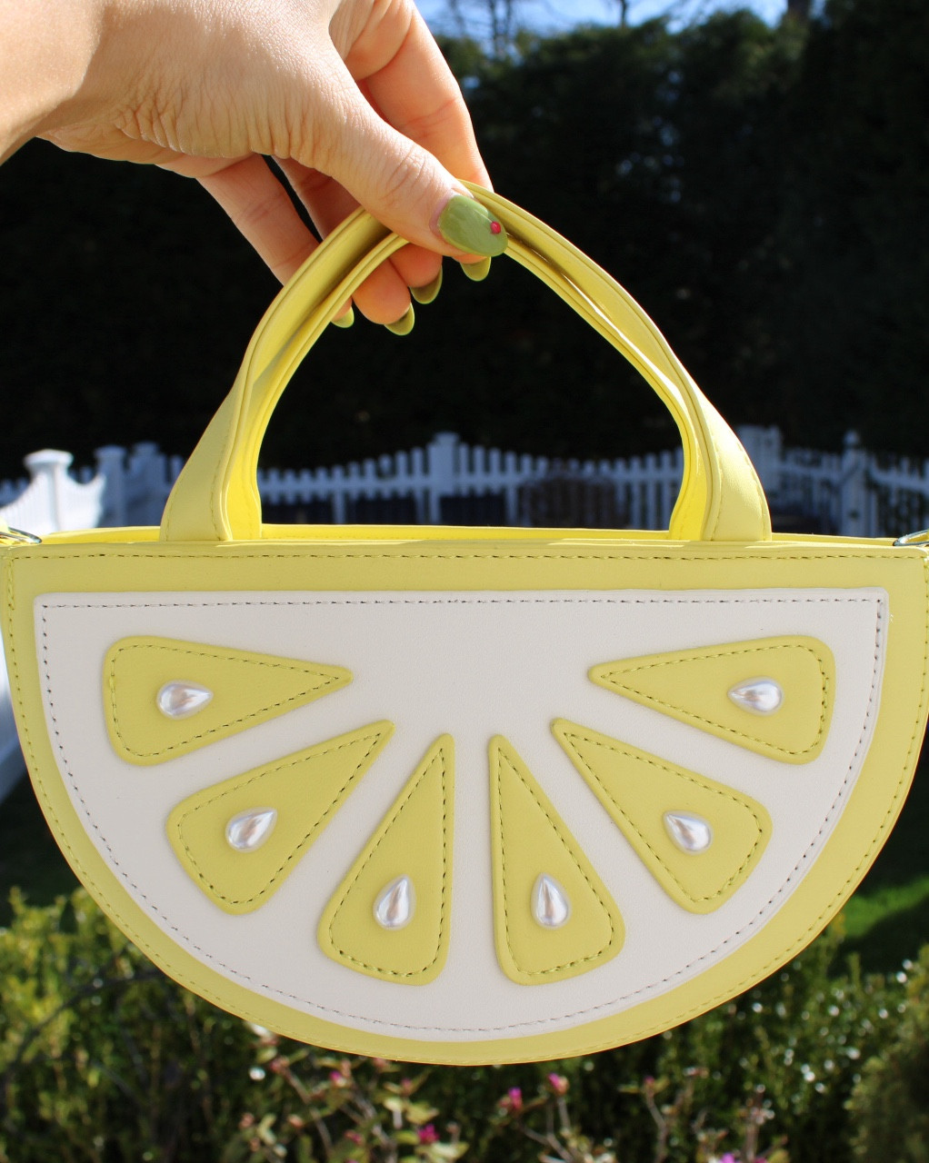  I love a cutie little statement bag🍋🌸🩵

#LTKSeasonal #LTKdayinmylife #LTKSaleAlert