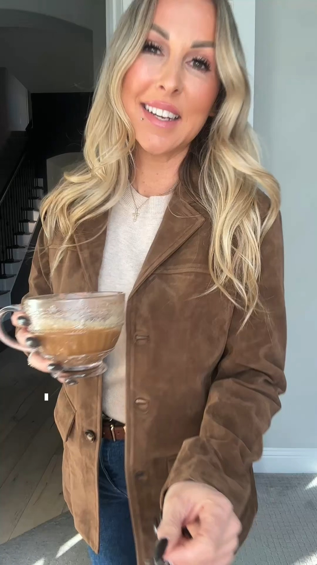 Over 40 style done right 🤎
Neutral layers that feel timeless and elevated — this brown faux suede jacket, beige crewneck tee, and straight leg denim are the definition of effortless chic. Add a structured brown tote bag and pointed-toe ankle boots for that quiet luxury vibe without the splurge.

Whether you’re dressing for coffee runs, casual Fridays, or weekend errands, this fall outfit proves affordable + luxe can coexist beautifully.

Shop the look:
– Brown suede jacket (Amazon)
– Classic straight leg jeans (under $70)
– Neutral layering tee
– Brown tote bag
– Pointed toe ankle boots

#Over40Style #AffordableFashion #FallOutfitInspo #QuietLuxury #BrownSuedeJacket #HighLowStyle #NeutralOutfitIdeas #Fall