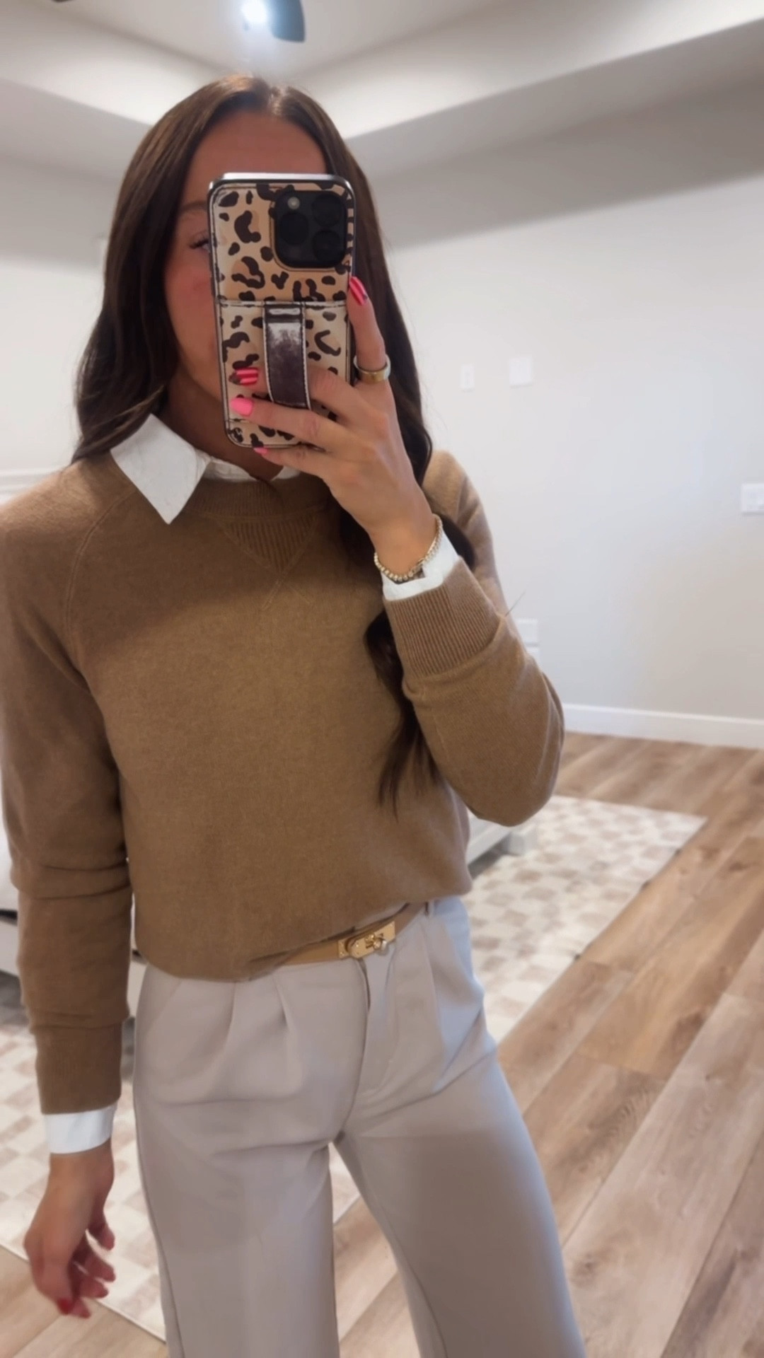 
I get asked about these constantly — they’re my most worn pants for work + real life. 

I’m wearing a size 24L and linked the exact pair + colors. 

#LTKmorningroutine #LTKdayinmylife #LTKWorkwear