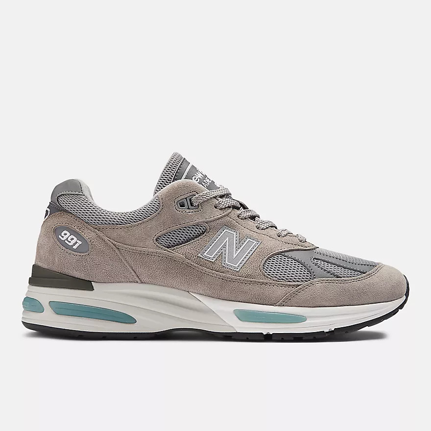 Made in UK 991v2 | New Balance Athletics, Inc.