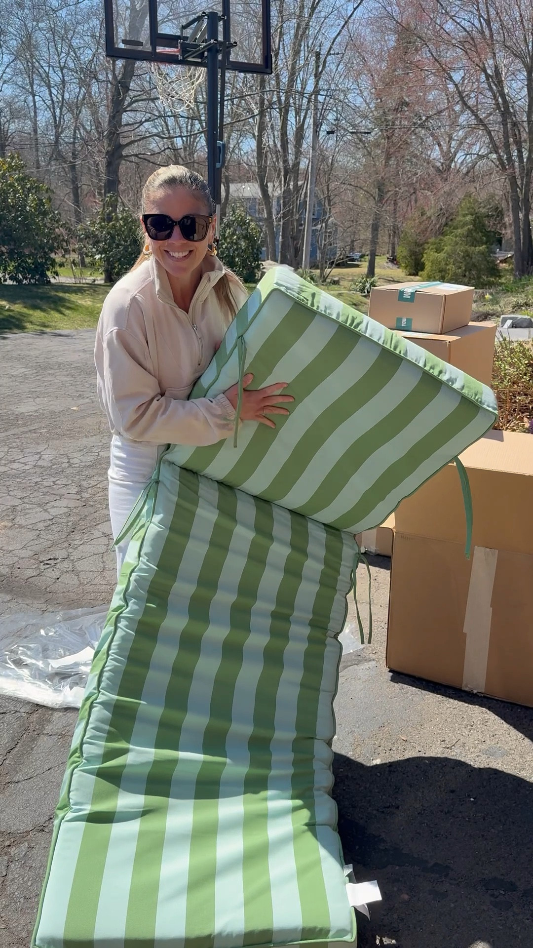 Stopped me in my scroll! These are SOOO GOOD! This color combo is everything my pool deck needs this summer! 

But they also come in a few other color combos! 

Details 👇🏼👇🏼

#LTKSeasonal #LTKstorytime #LTKHome