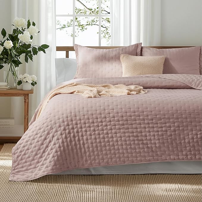 Bedsure Quilts Queen Size - Ultra Soft Queen Quilt Bedding Set for Pink Bedroom Decor, Lightweigh... | Amazon (US)
