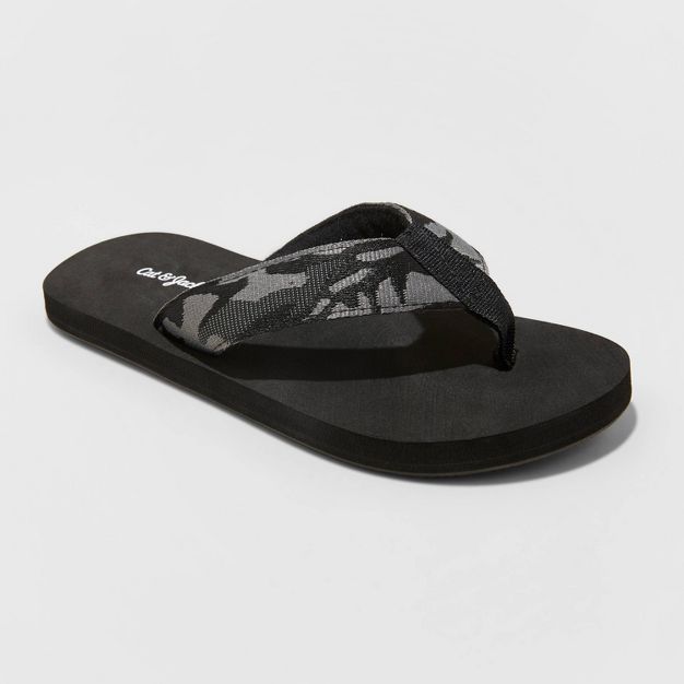 Boys' Cal Slip-On Thong Sandals - Cat & Jack™ | Target