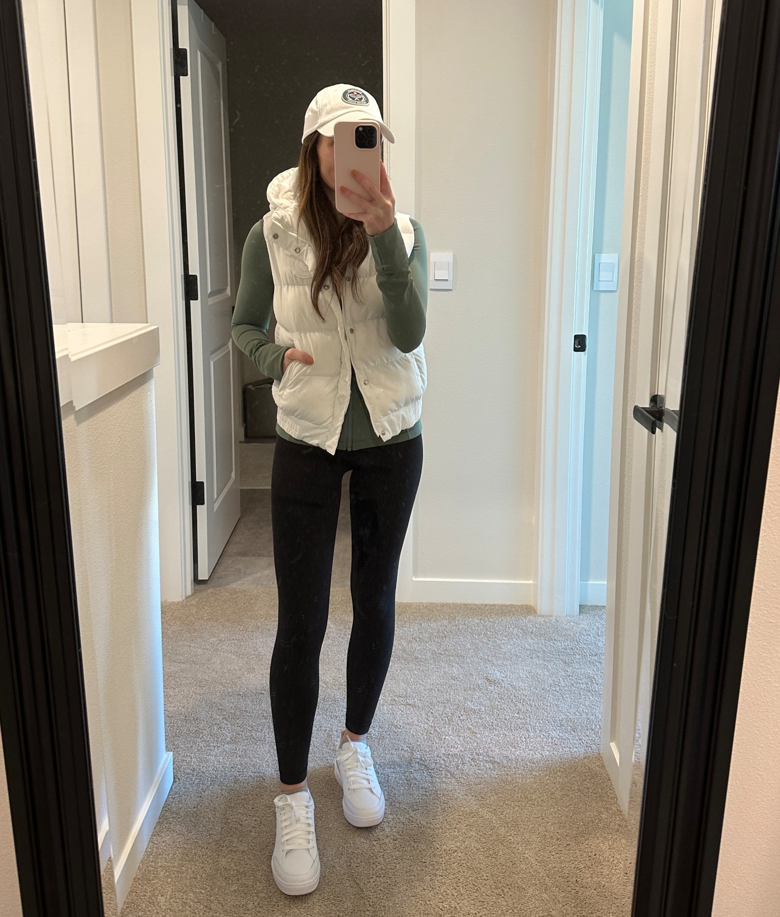 casual sunday errands ootd! 

#LTKootd #LTKdayinmylife #LTKSeasonal