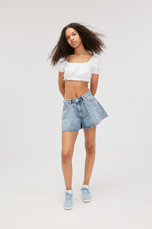 Minishort en jean ample | Monki
