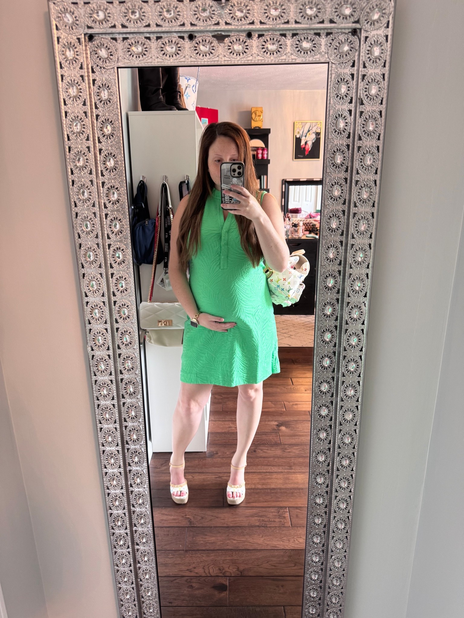 Love this green dress from Lilly Pulitzer 
So cute for spring break, Easter, summer, spring dress, date night, brunch, wedding, event dress, church etc!

#lilly #lillypulitzer #lillyshiftdress #shiftdress #easter #brunch #spring #springdress #springstyle #springfashion 
#vacation #resort #resortwear #resortstyle 