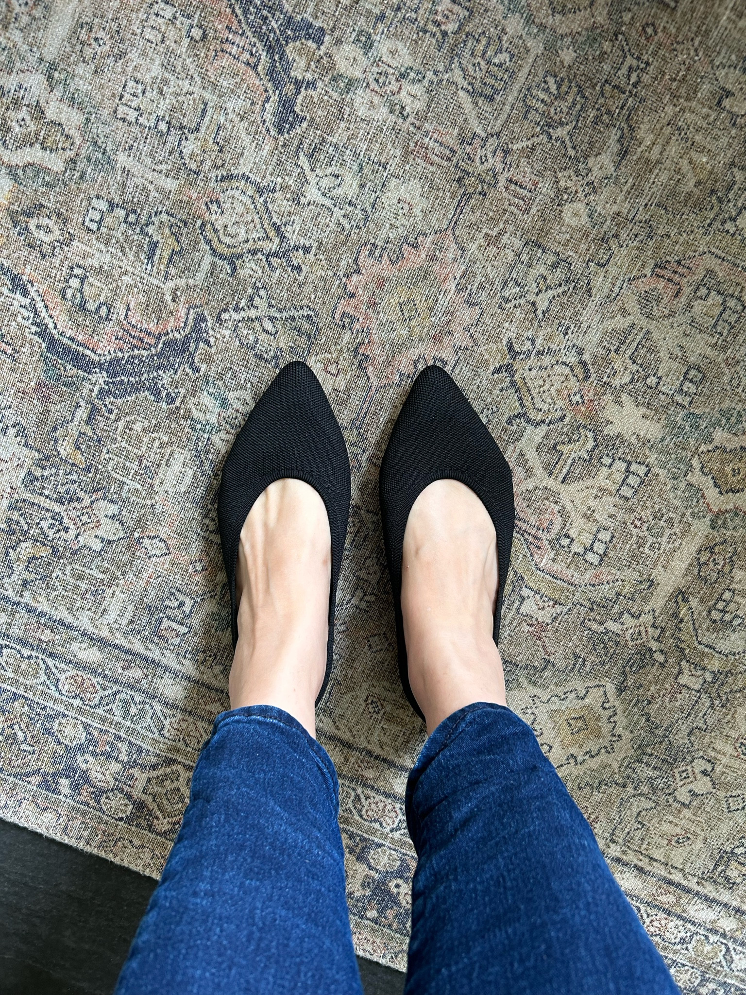 Black flats 

#LTKfindsunder50 #LTKSeasonal