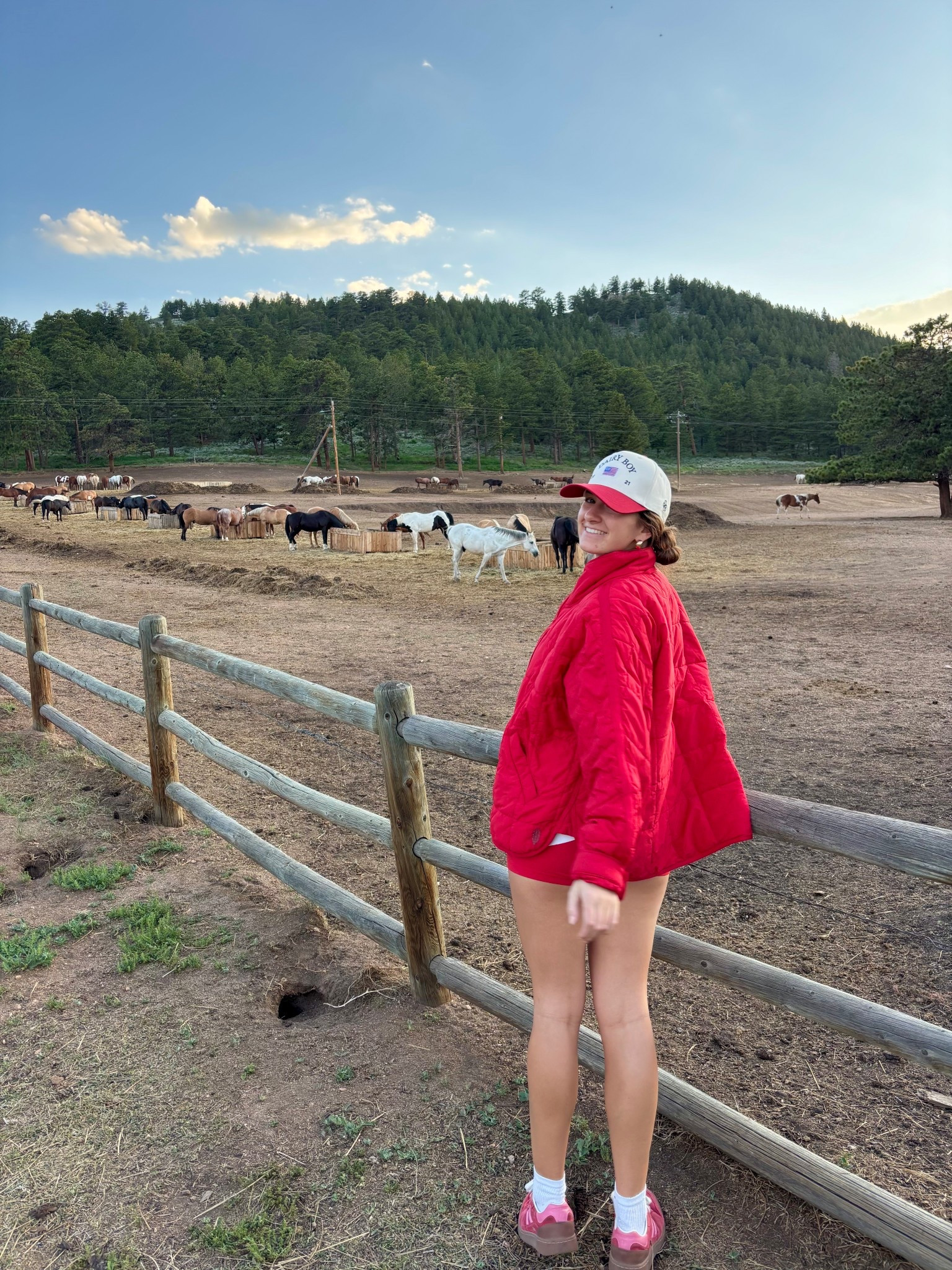 Outfit for a summer day in Estes Park, Colorado!!
Linked the jacket in black & similar hat from Dairy Boy!

#LTKStyleTip #LTKTravel #LTKActive