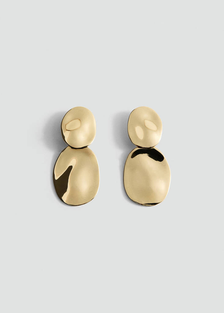 Embossed pendant earrings gold - Woman - One size - MANGO | MANGO (UK)
