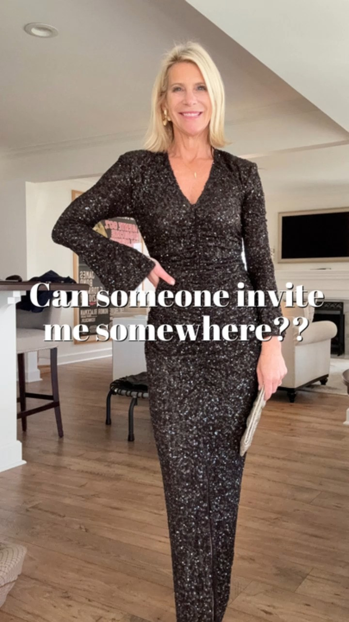 Just pulled this out of the box and… WOW. Brown sequin Zara perfection. Not itchy, super flattering, and literally asking for a night out. Someone invite me somewhere, please.
 

 #LTKdayinmylife #LTKgrwm #LTKootd