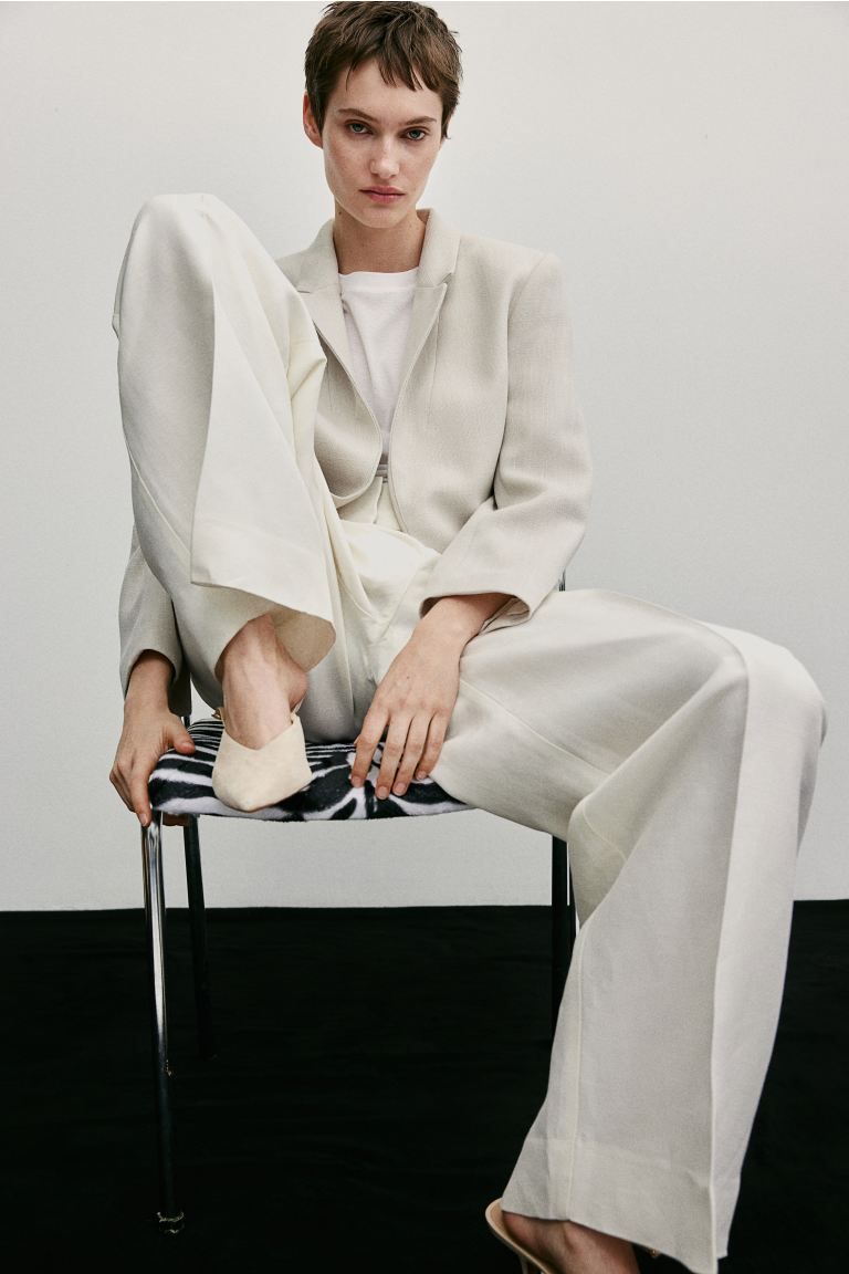 Jacket with Slit Cuffs - Long sleeve - Short - Light beige - Ladies | H&M US | H&M (US + CA)
