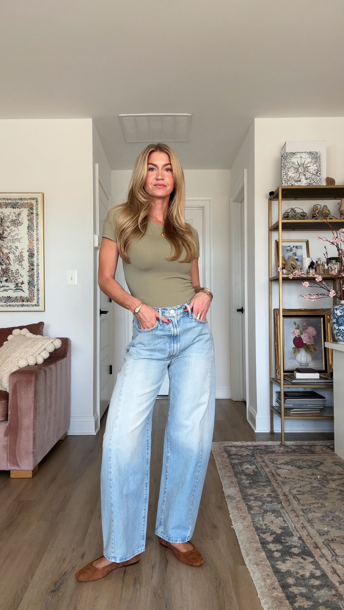 Barrel denim! 
Run TTS! 

#LTKStyleTip #LTKBeauty #LTKSeasonal