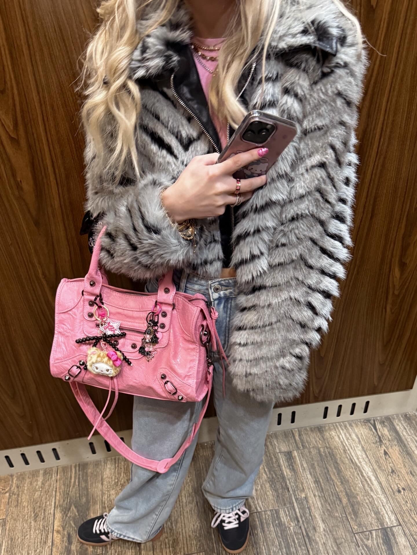 Fav winter fit so far!

#LTKValentine #LTKSeasonal #LTKNYFW