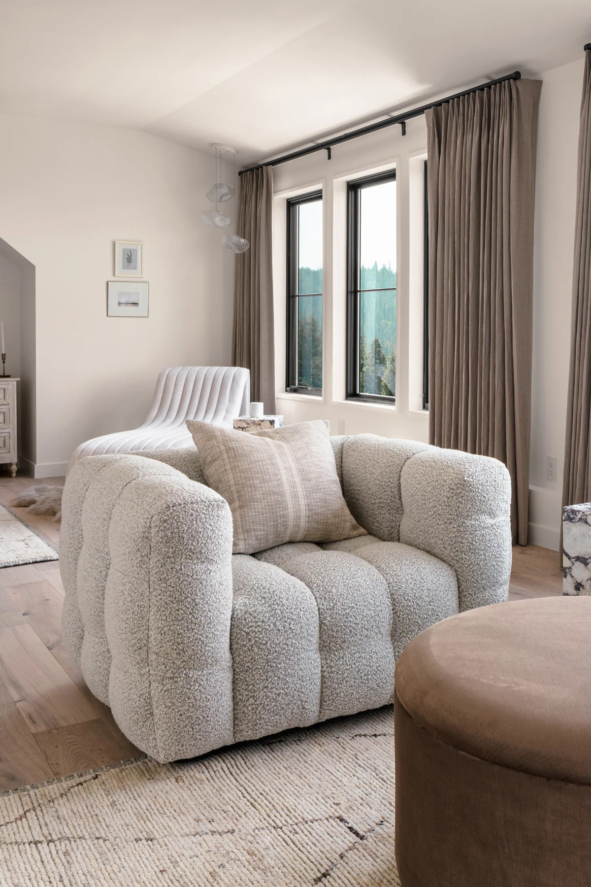 Davis Accent Chair | THELIFESTYLEDCO