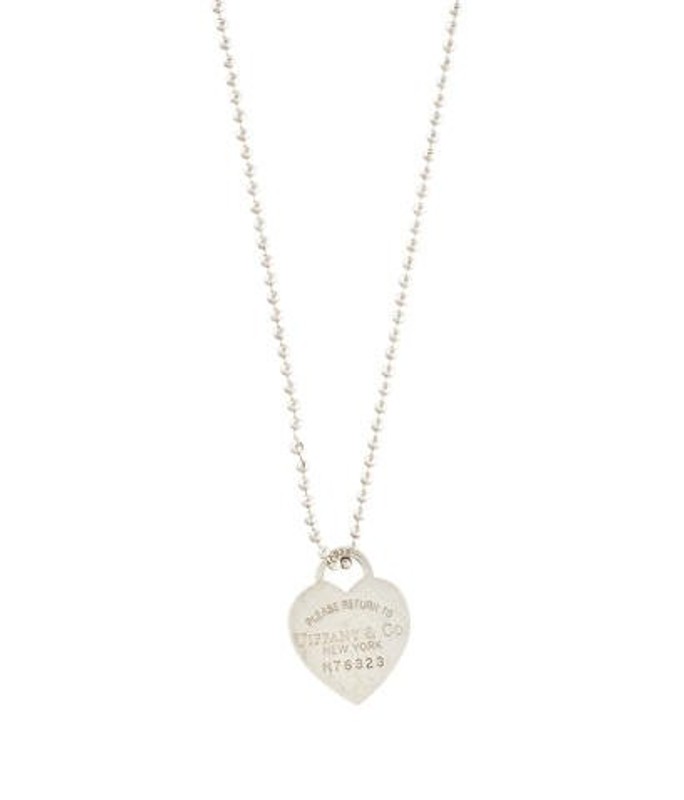 Tiffany & Co. Return To Tiffany Heart Tag Pendant Necklace silver Tiffany & Co. Return To Tiffany Heart Tag Pendant Necklace | The RealReal