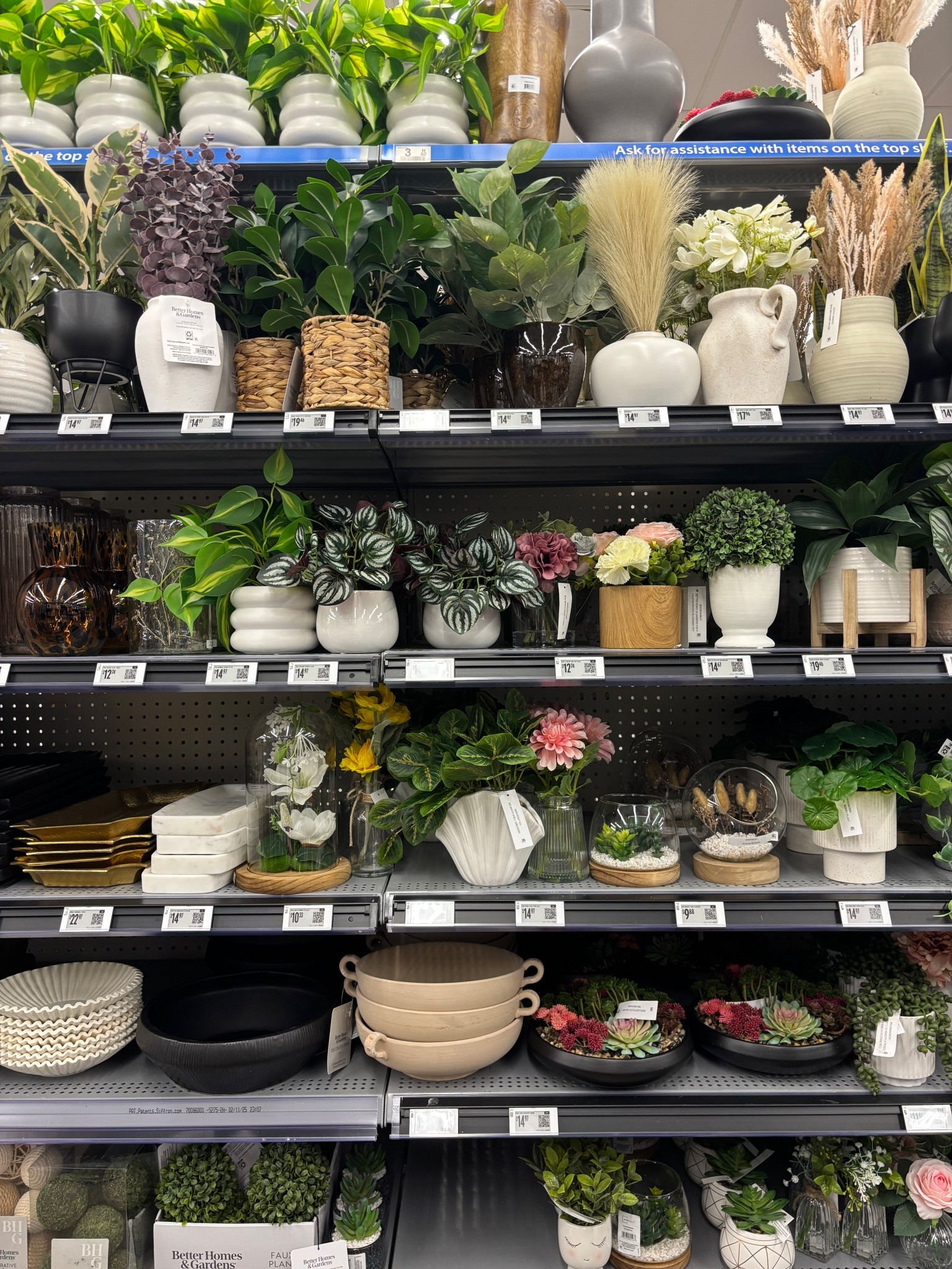 Walmart home decor I’m loving!

#LTKSeasonal #LTKHome #LTKSaleAlert