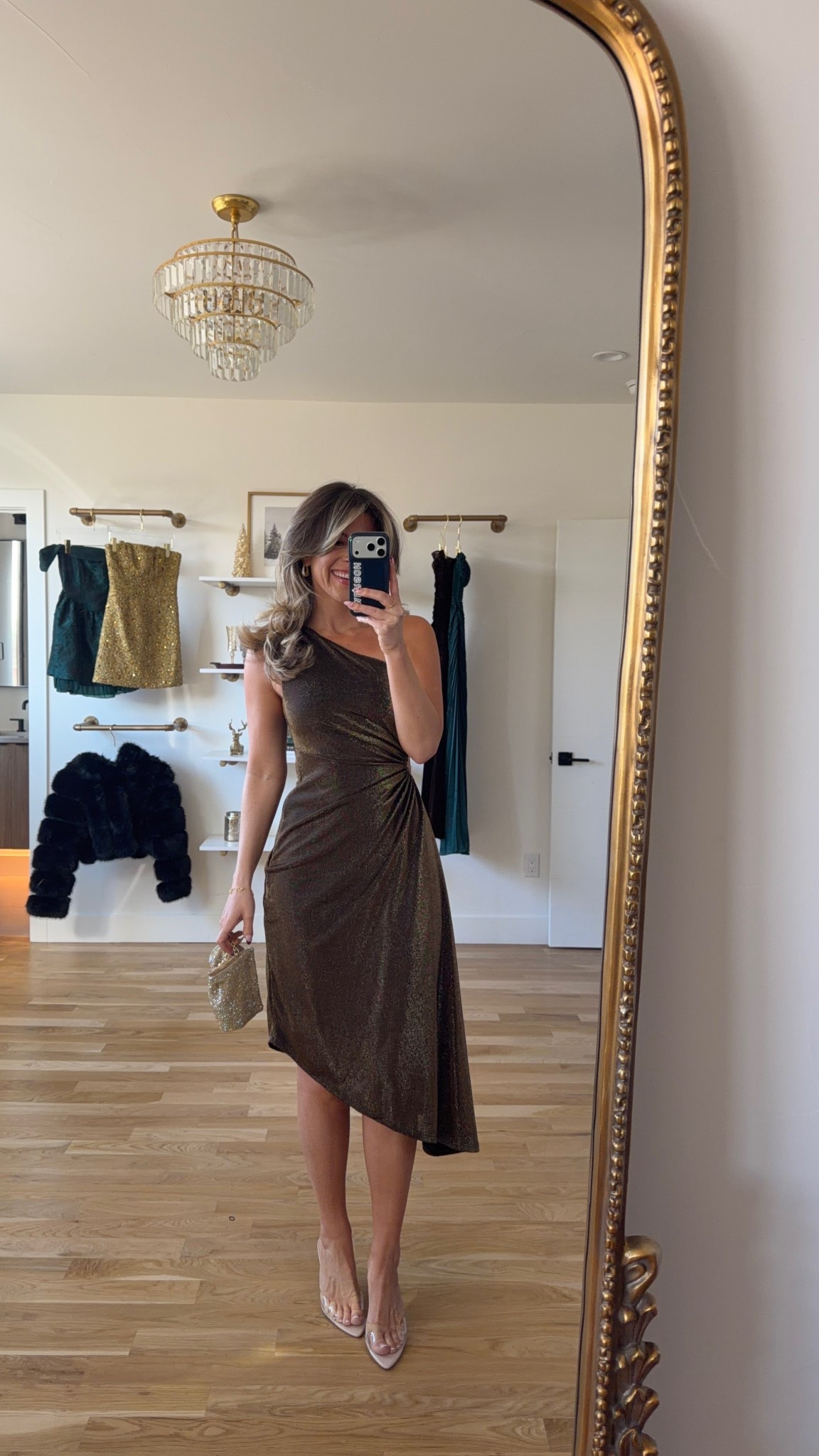 Vici sitewide sale metallic one shoulder asymmetrical holiday event dress

Vici code: emerson50

Wearing my usual small

Wedding guest
Formal event
Metallic
Midi dress
Holiday party
Winter event
New years 

#LTKWedding #LTKFindsUnder50 #LTKHoliday