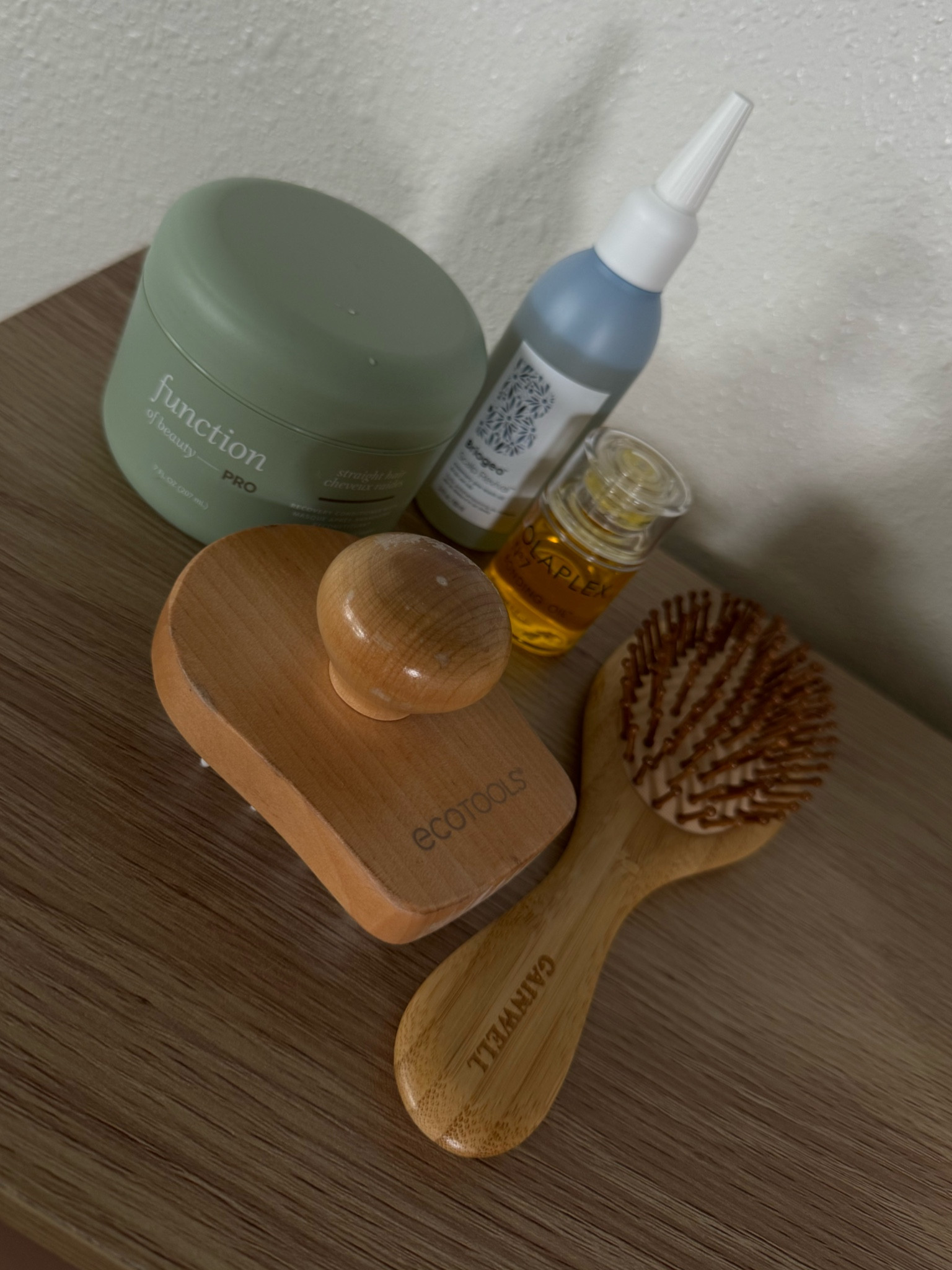 SCALP OILING MUST HAVES
