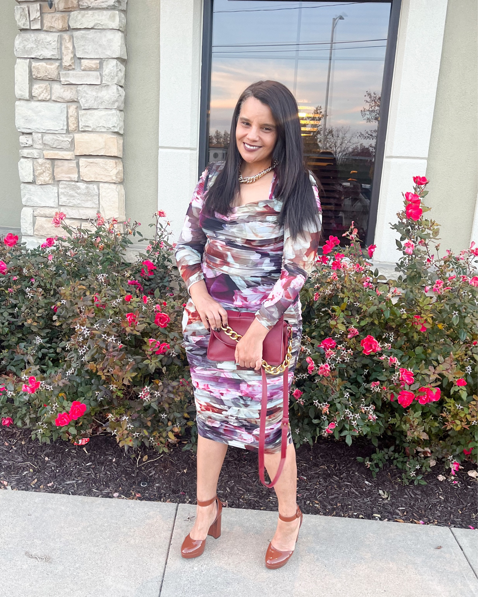 Love this 2 piece outfit
With body contour support and currently on sale #expressyou #fashion #midsizefashion #curvyfashion #floral 

#LTKstyletip #LTKunder100 #LTKsalealert