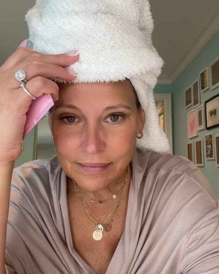 Trying to fit it all in today and this is just one of those easy to use products that fits into my morning routine that gives me that youthful glow! 🌟s

#LTKmorningroutine #LTKgrwm #LTKBeauty