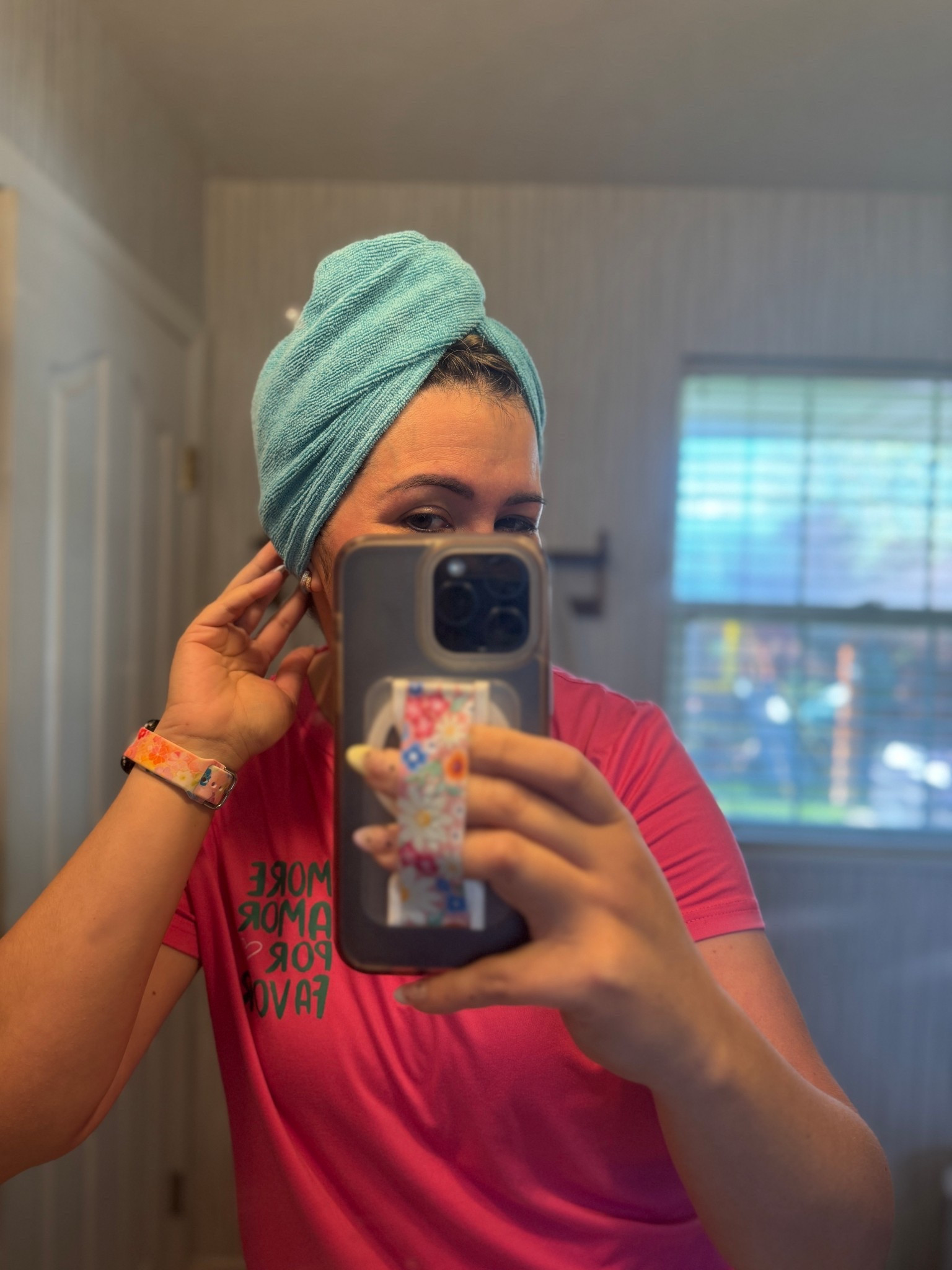 Microfiber towels are the best thing that happened to my hair 🧖🏻‍♀️

#LTKBeauty #LTKdayinmylife #LTKgrwm