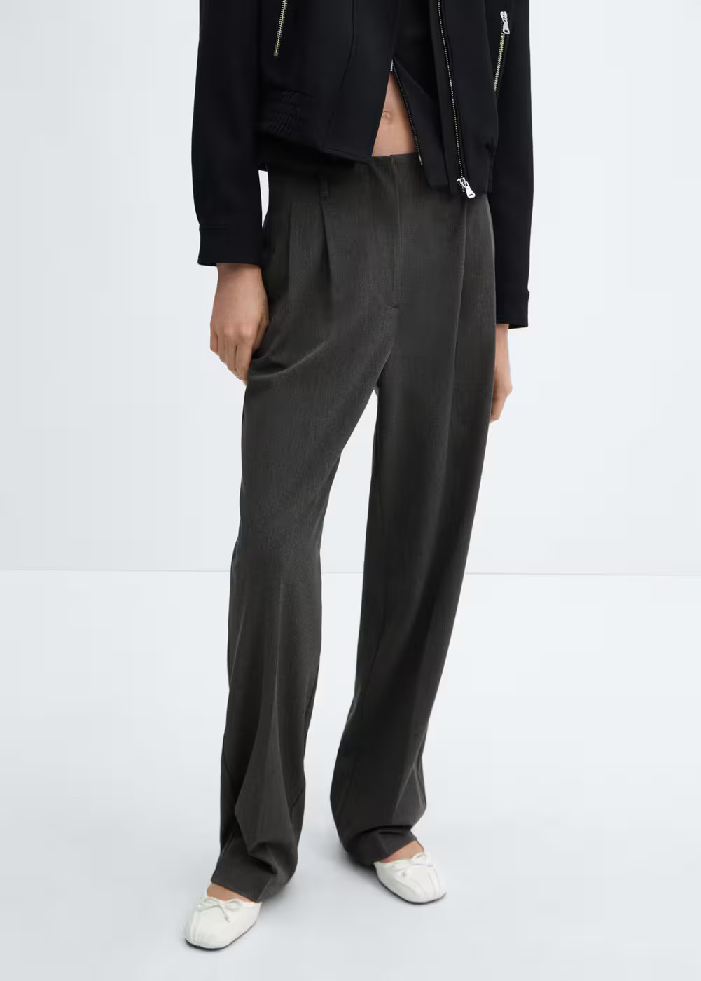 Wideleg pleated pants -  Women | Mango USA | MANGO (US)