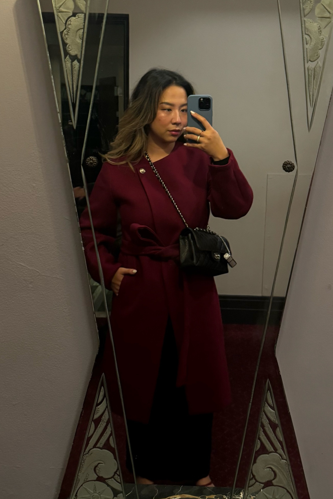 red wine coat 

#LTKHoliday