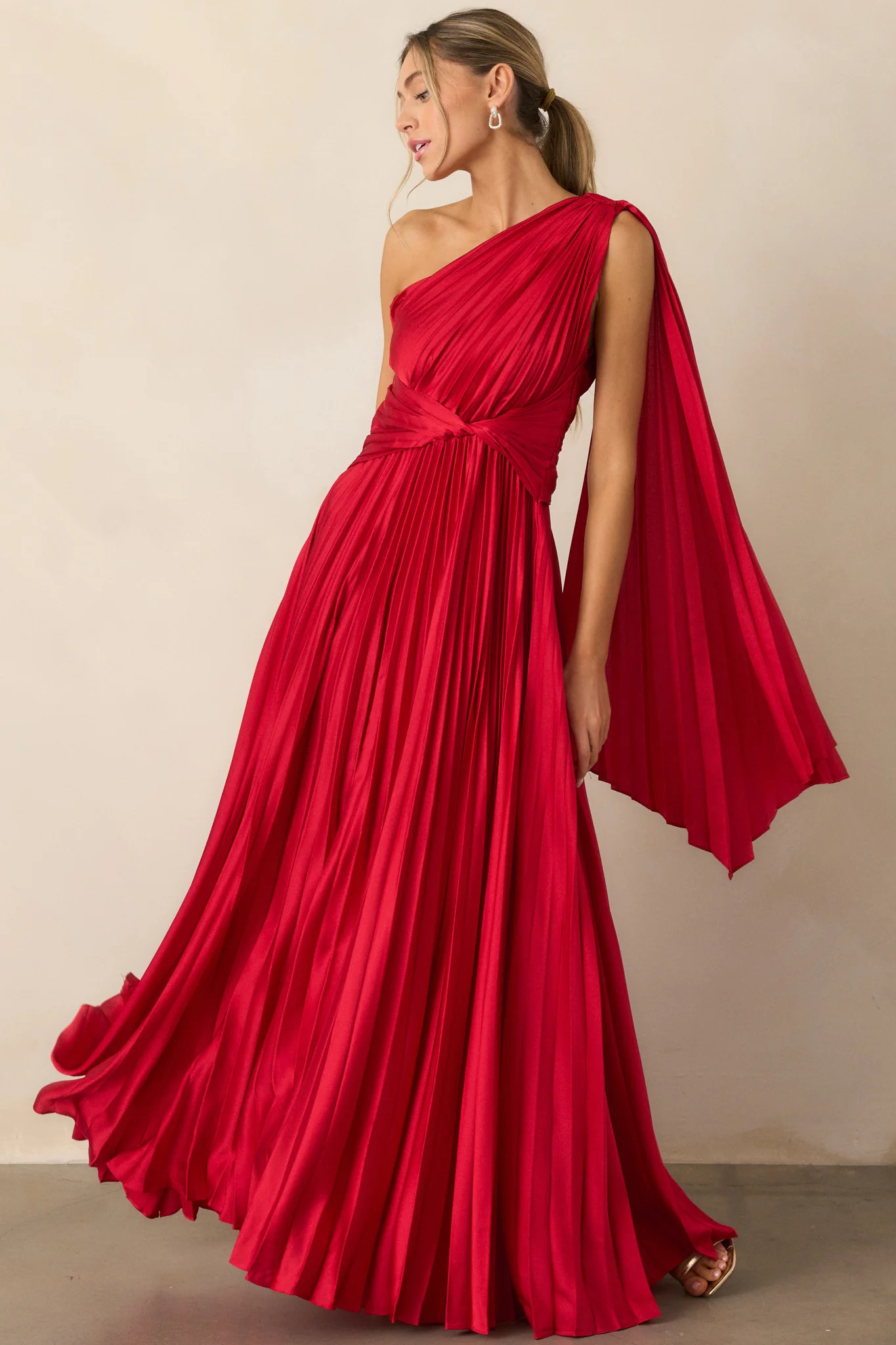 The One I Adore Red One Shoulder Pleated Maxi Dress | Red Dress