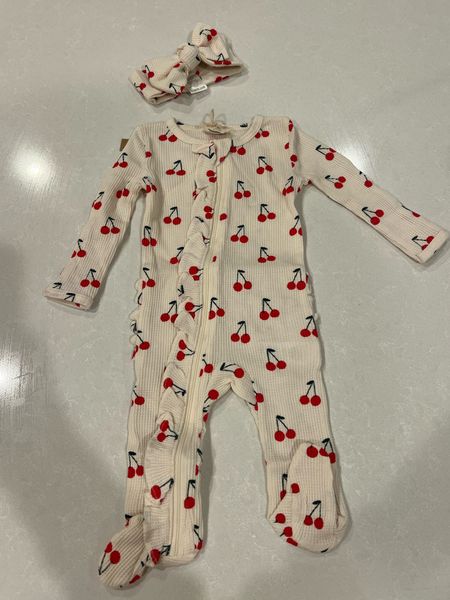 Cherry baby outfit 

#LTKbaby