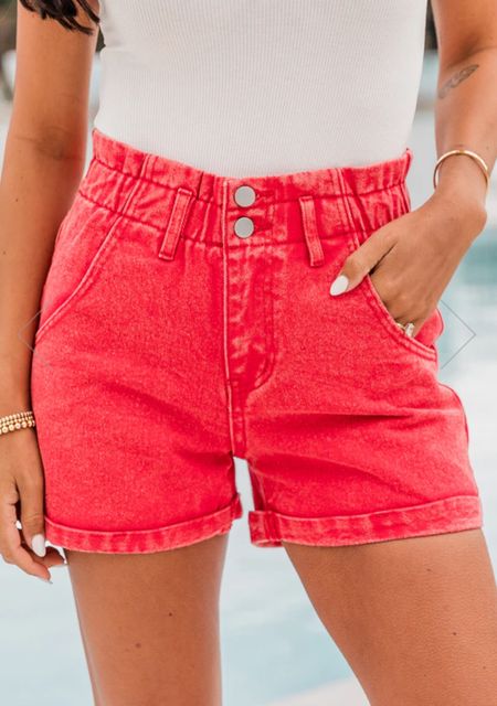 Best selling summer shorts 

#jeans #summer #summeroutfits #outfit #style moms #momfinds #momoutfits #shorts #jorts #outfits #fashion #style #trends #trending #popular #favorites #bestsellers 

#LTKSeasonal #LTKFindsUnder50 #LTKStyleTip