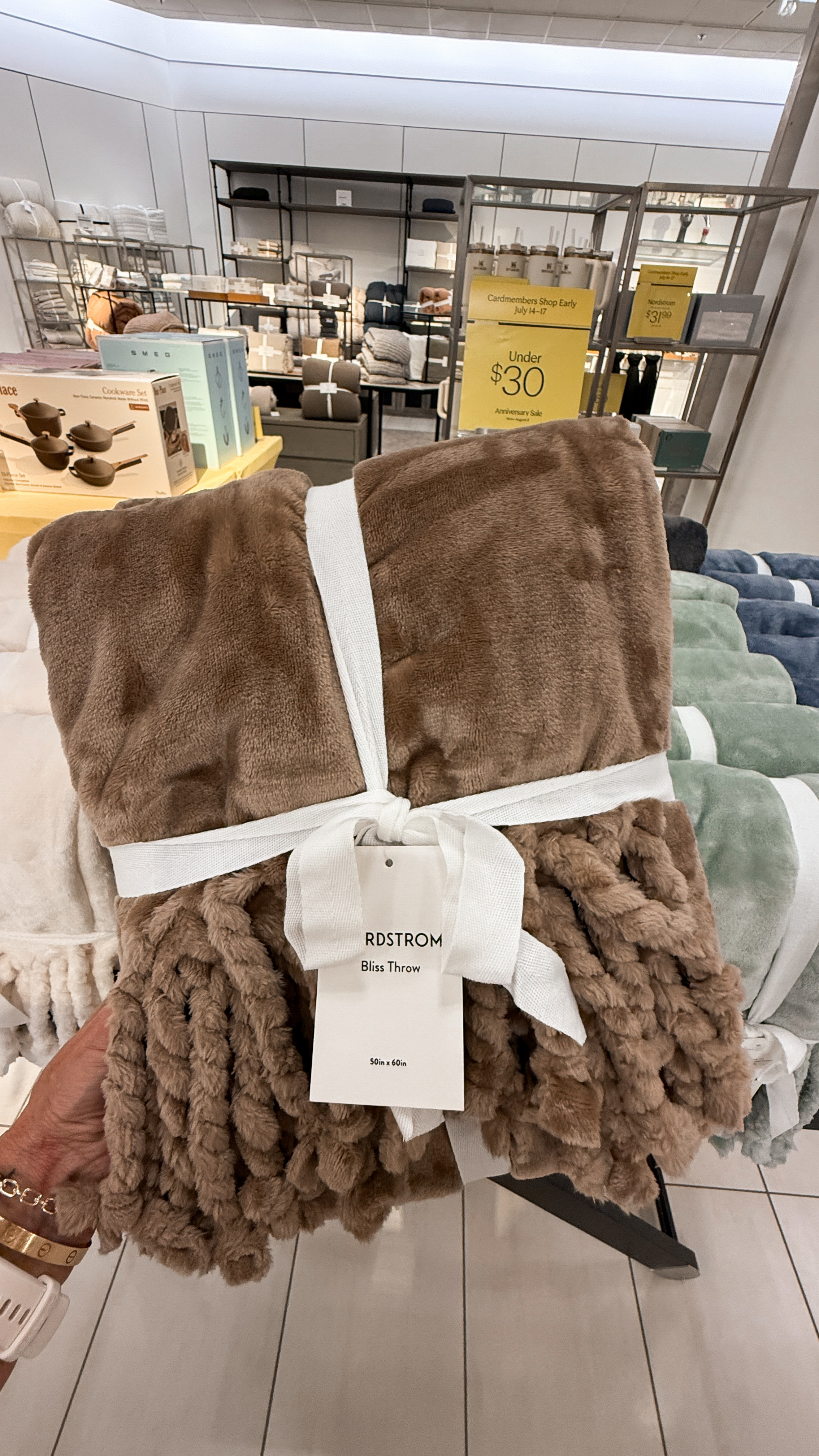 Under $30 blanket! Cozy, chic for decor and so warm!

#LTKootd #LTKSaleAlert #LTKOver40