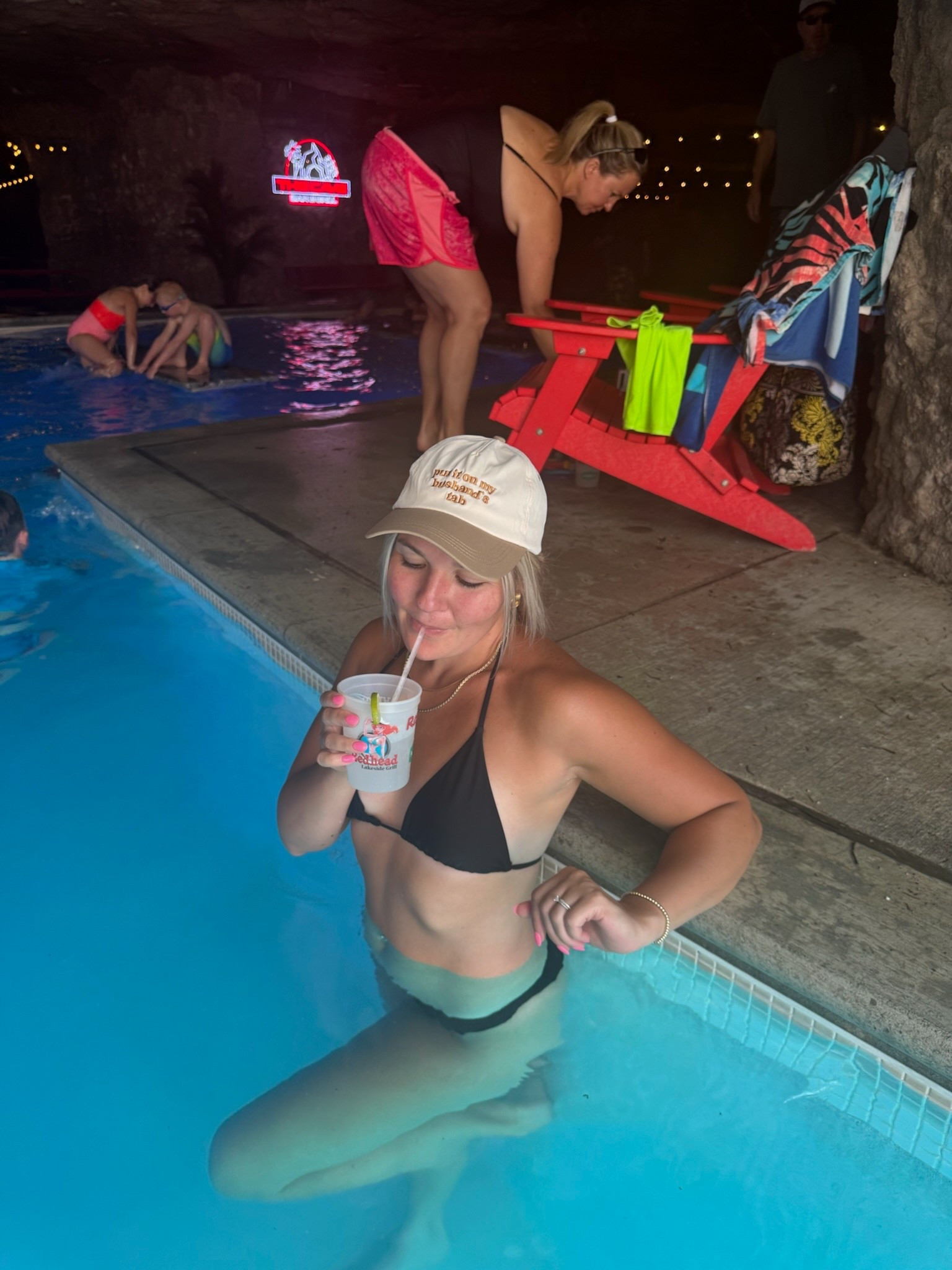Swim up bar in Lake of the Ozarks 

#LTKSwim #LTKTravel #LTKFindsUnder50