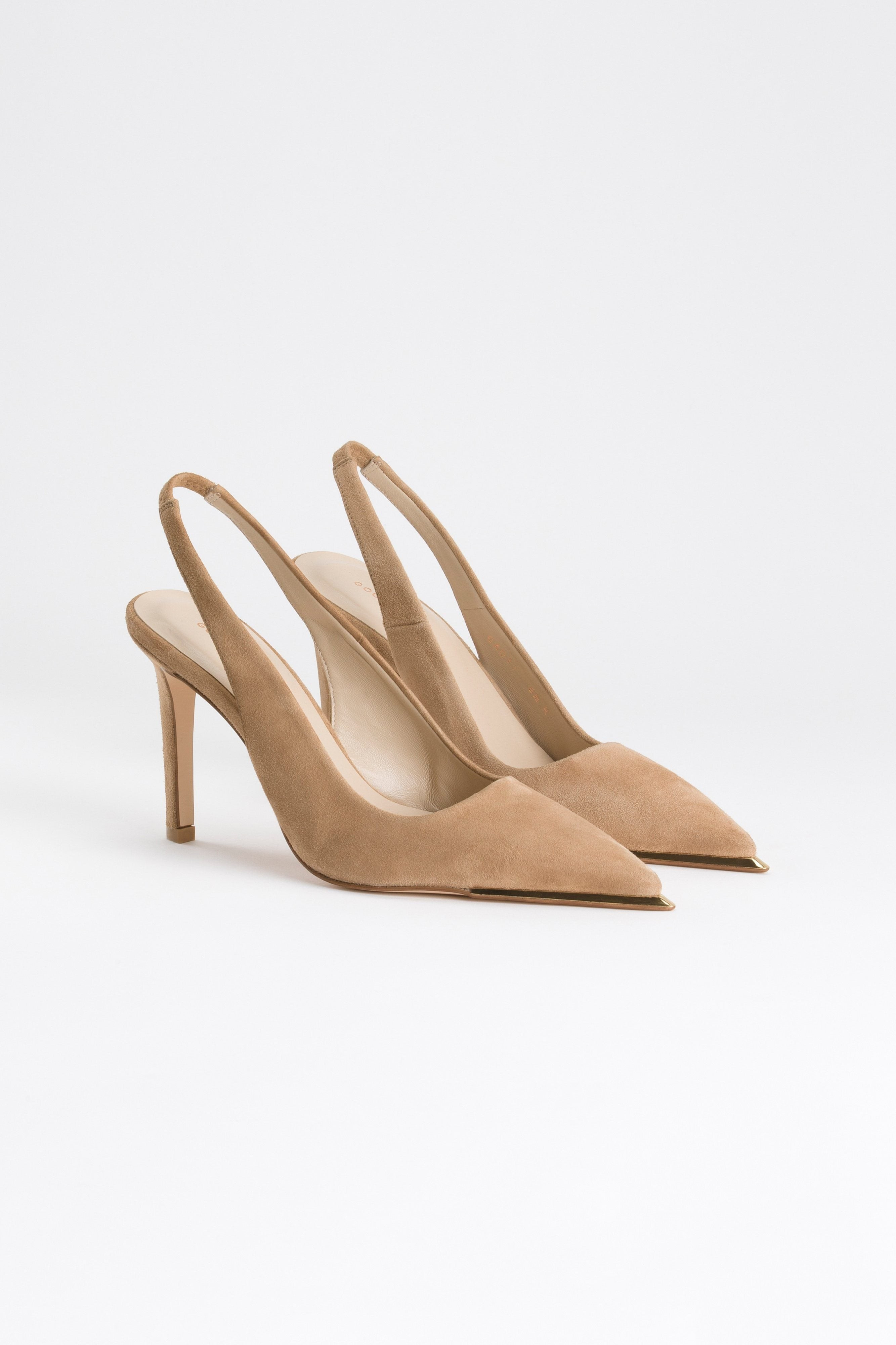 ON POINT SLINGBACK | SUEDE BEIGE002 | Good American