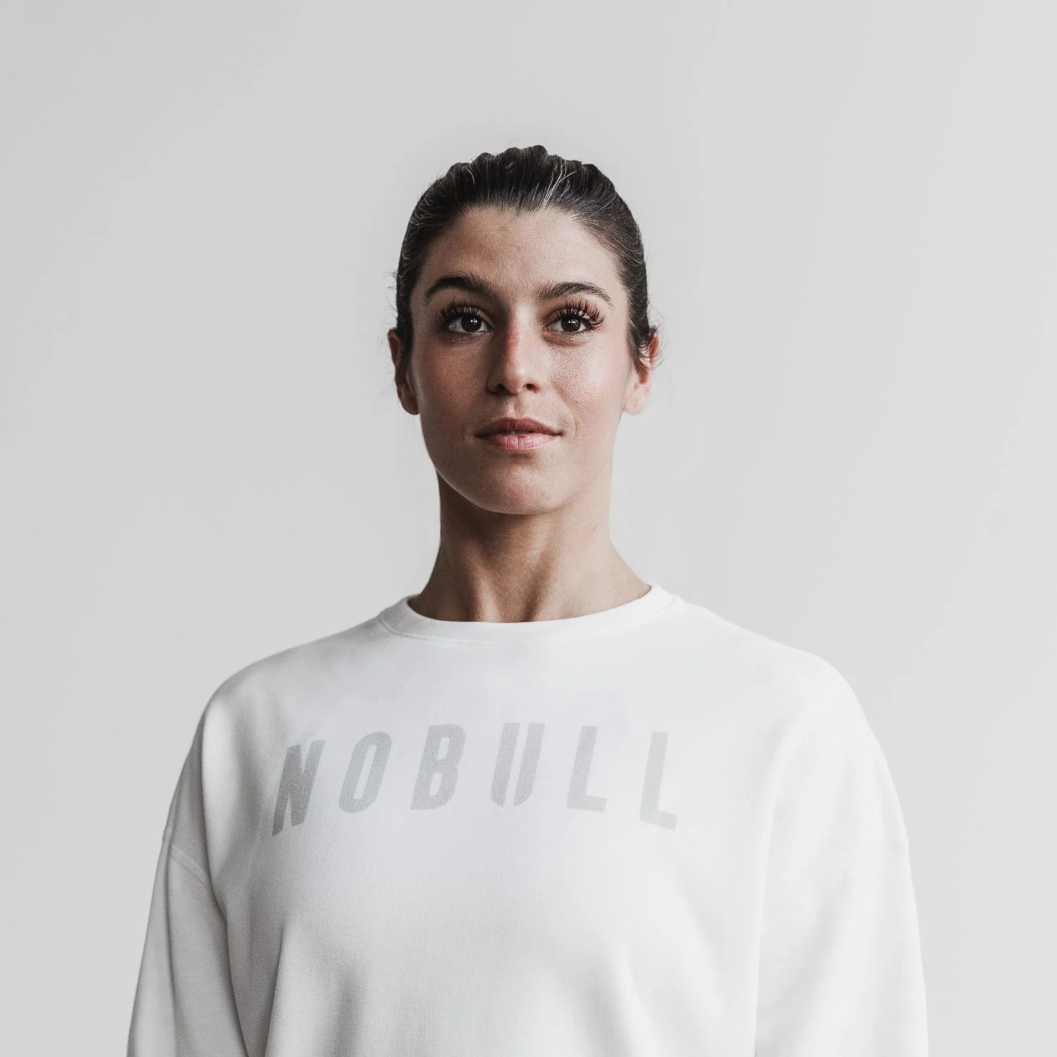 WOMEN'S NOBULL CREW SWEATSHIRT | WHITE | NOBULL | NOBULL