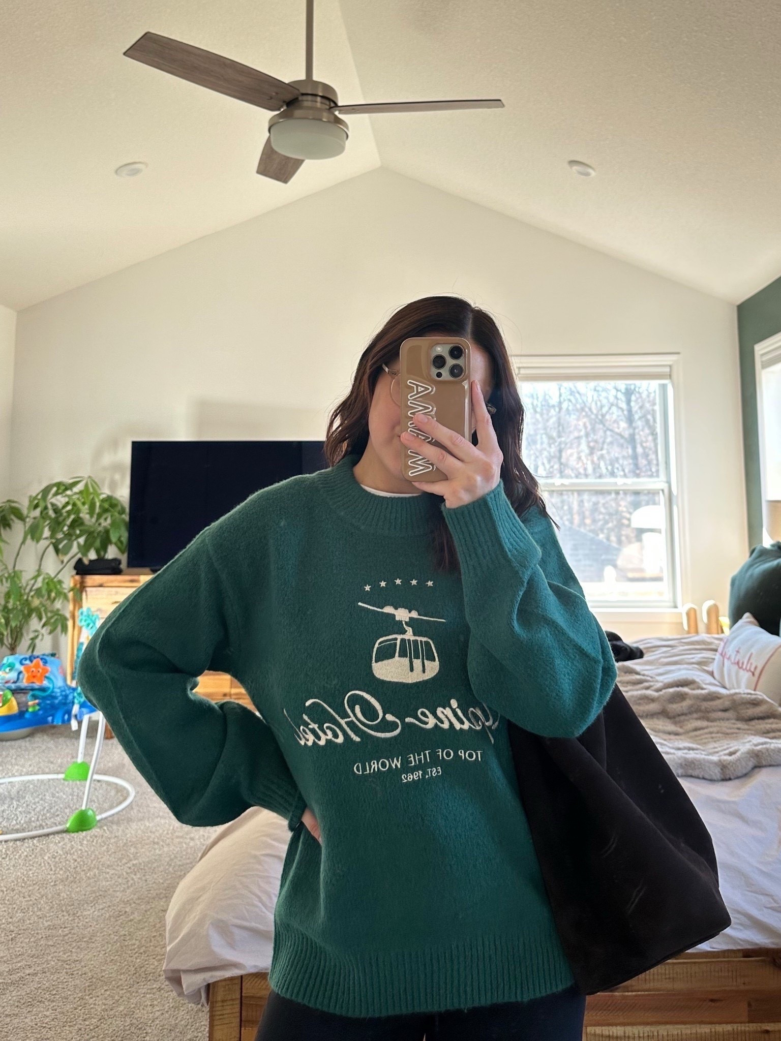 This target sweater is perfect for winter! Wearing s

Follow my LTK @_lomeyer_ on the @shop.LTK app to view this post and get my exclusive app-only content!

#LTKPetite #LTKFindsUnder50 #LTKSeasonal