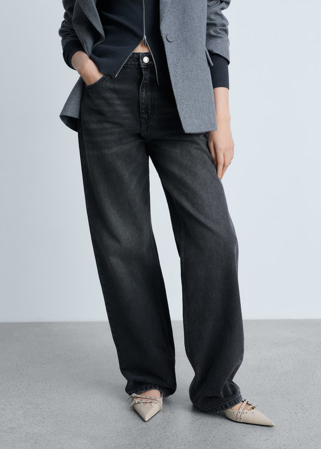 Miami medium-rise straight-fit jeans - Women | MANGO United Kingdom | MANGO (UK)