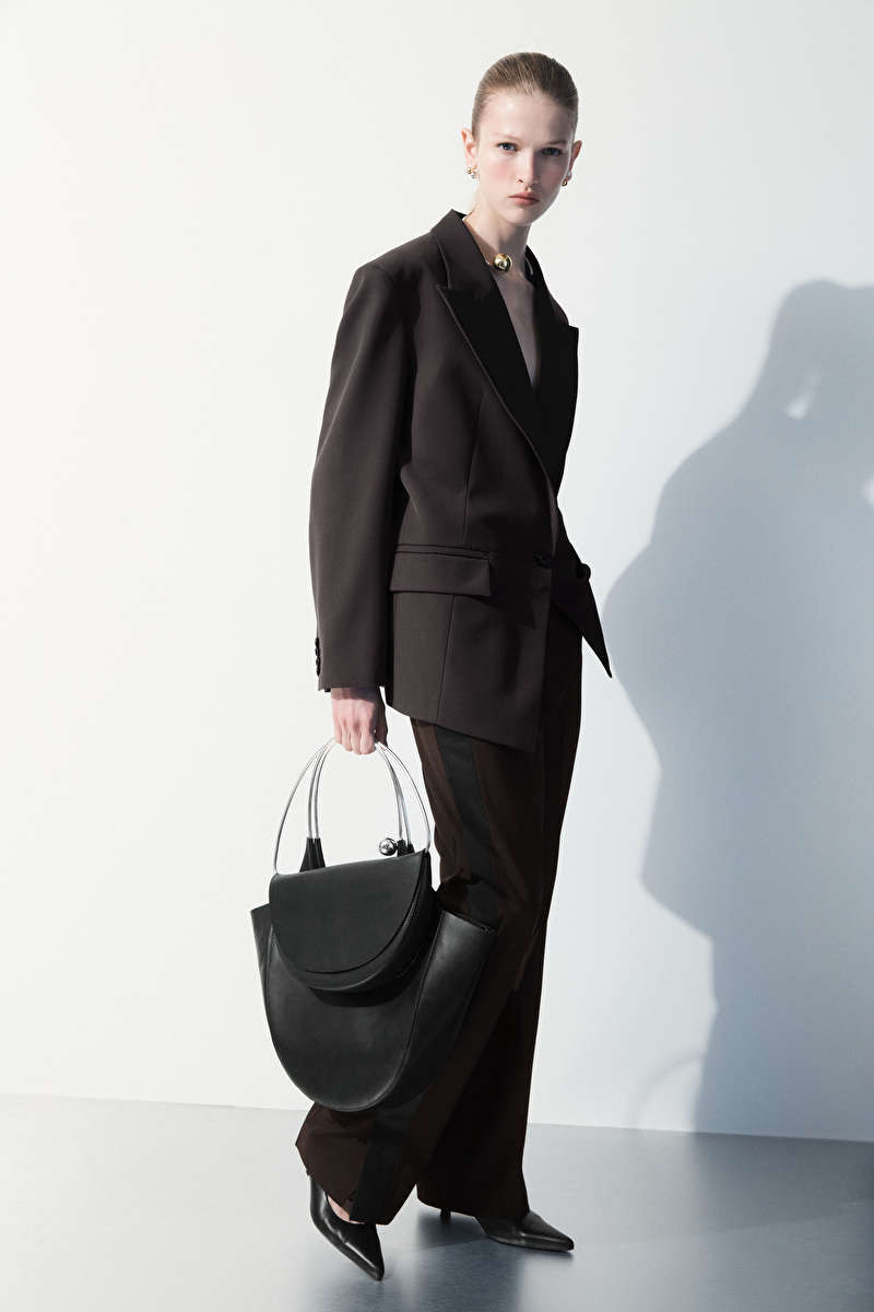 THE SATIN-LAPEL TUXEDO JACKET | COS (EU)