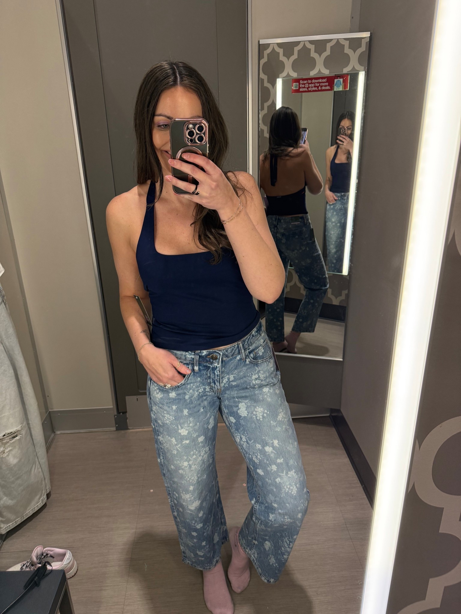 Love this halter top from Target 🎯

#LTKSeasonal #LTKootd #LTKTall