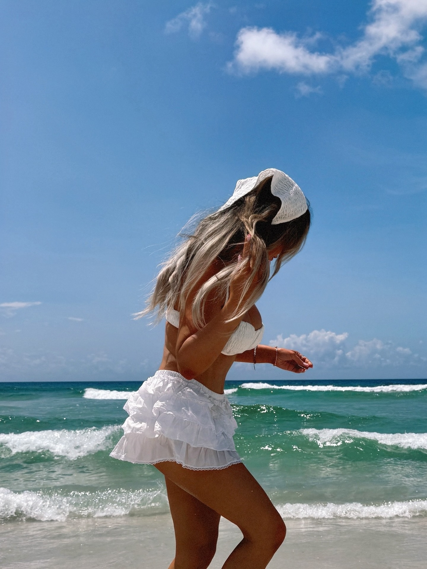 my favorite summer combo - white seashell bikini, ruffle skirt & hair scarf  🐚🌊 


#whitebikini #retro #ruffleskirt #montceswim

#LTKTravel #LTKSeasonal #LTKSwim