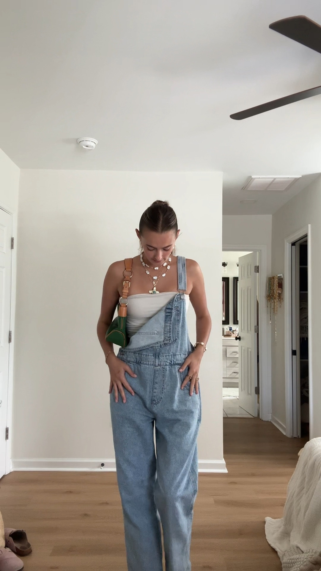 My favorite overalls 

#LTKFindsUnder100 #LTKStyleTip #LTKSeasonal