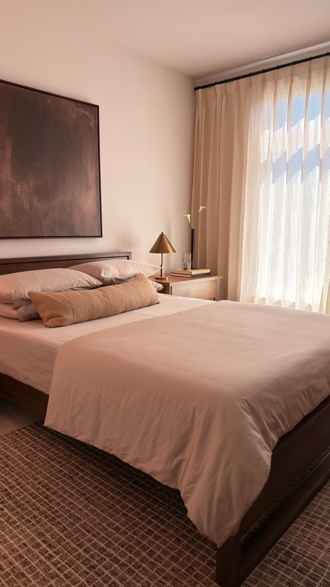 love how this bedding softens the whole space - luxe sateen hardcore sheet bundle in pebble
last chance — brooklinen friends & family sale
20% off sitewide + up to 50% off bundles
ends march 22

@Brooklinen  #ad  #BrooklinenPartner