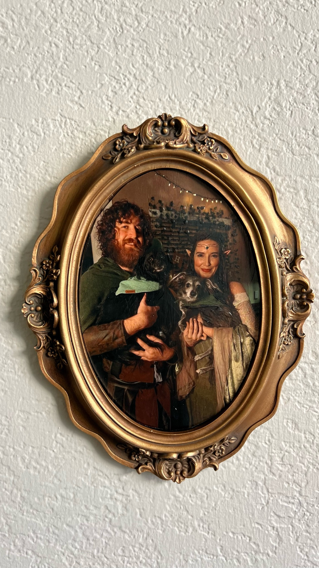 Hey, @mrsmckennabarry! I tried your oil painting craft idea on our favorite Lord of the Rings photo and I LOVE how it turned out. I couldn’t get the glass out of the frame I found, so I improvised; cut it a little more and taped it right onto the glass. Hehe. Such a fun idea, thank you! ✨