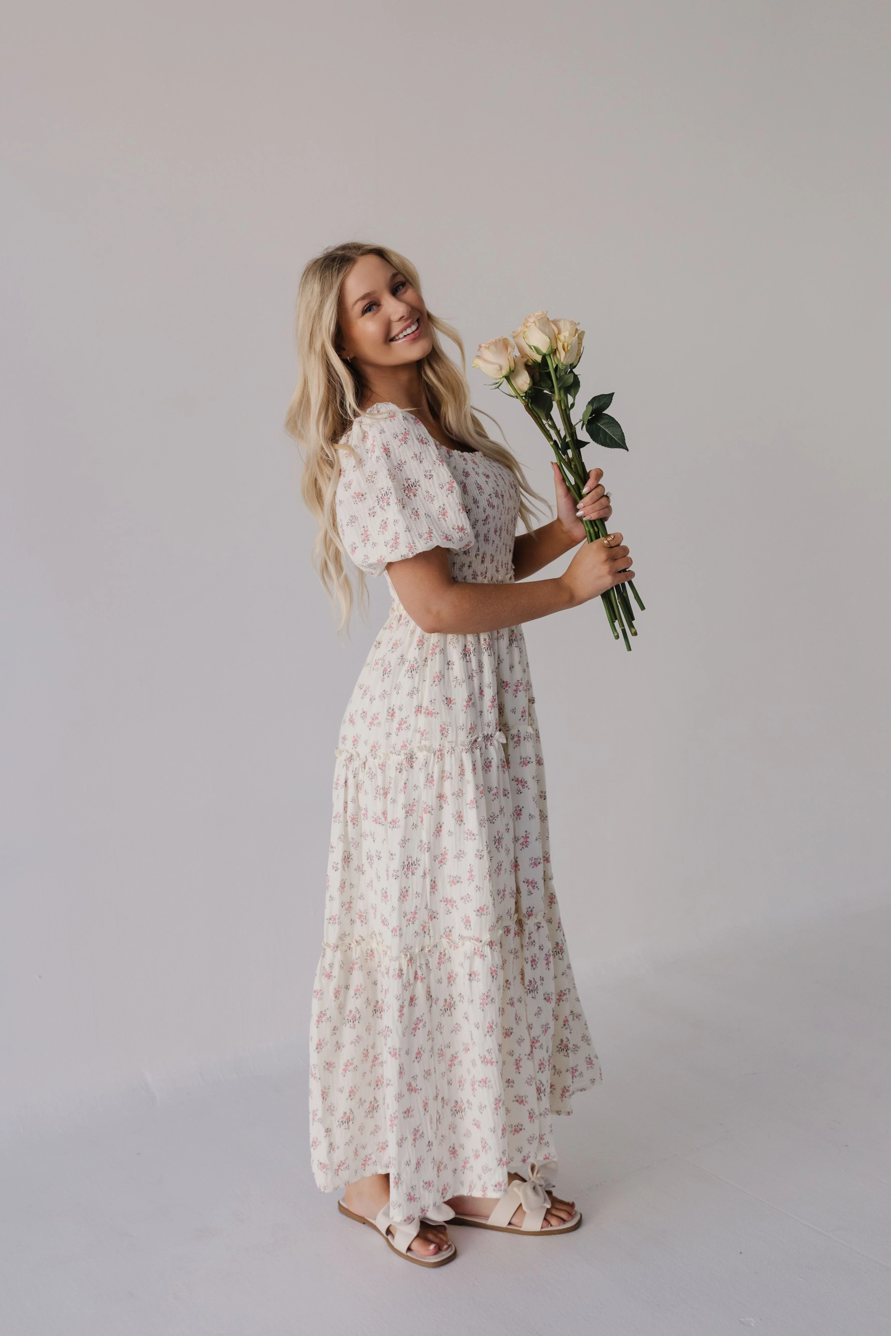 THE ADELAIDE FLORAL MIDI PUFF SLEEVE DRESS IN PINK | Pink Desert