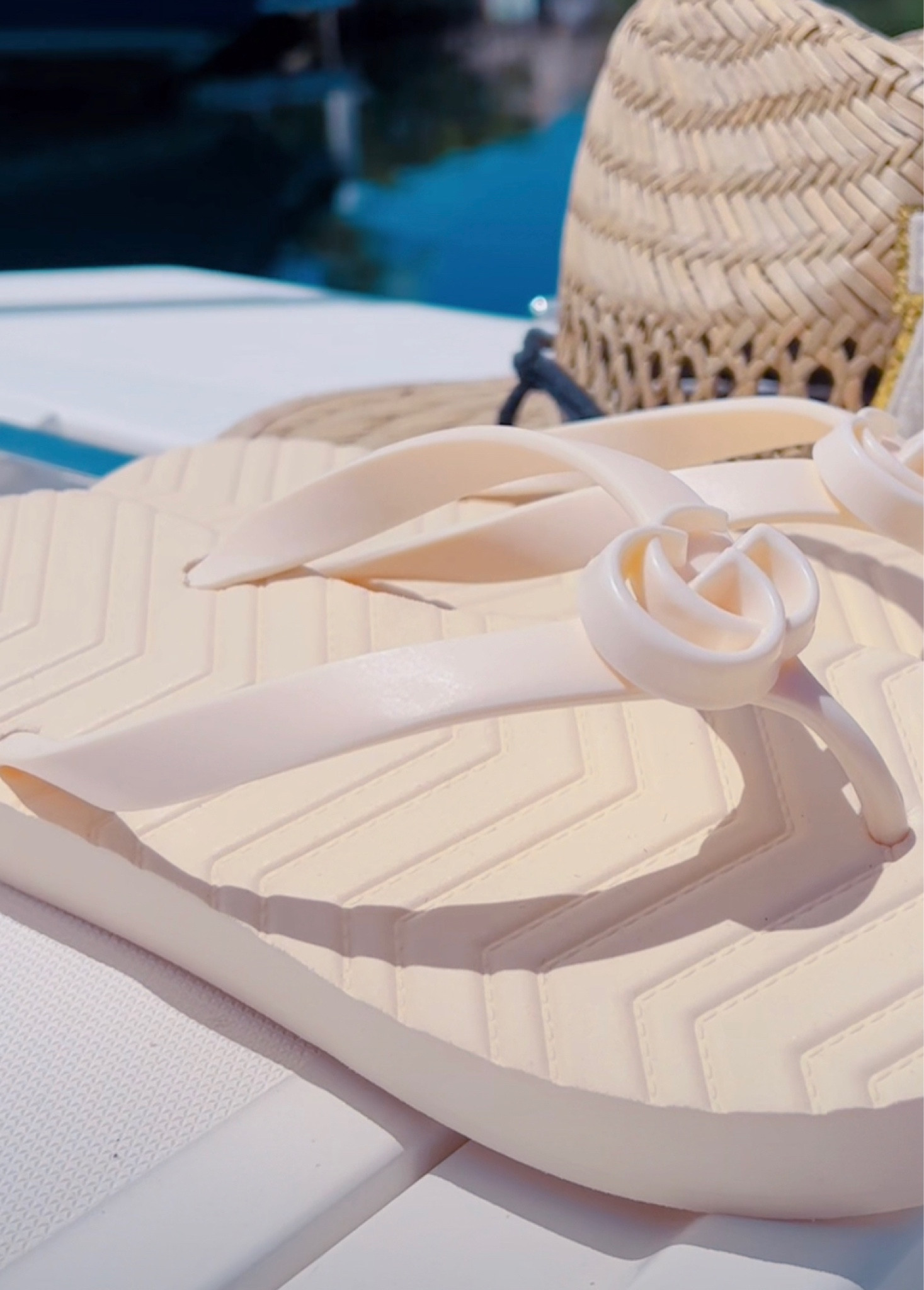 Summer flip flops✨

#LTKSeasonal #LTKswim