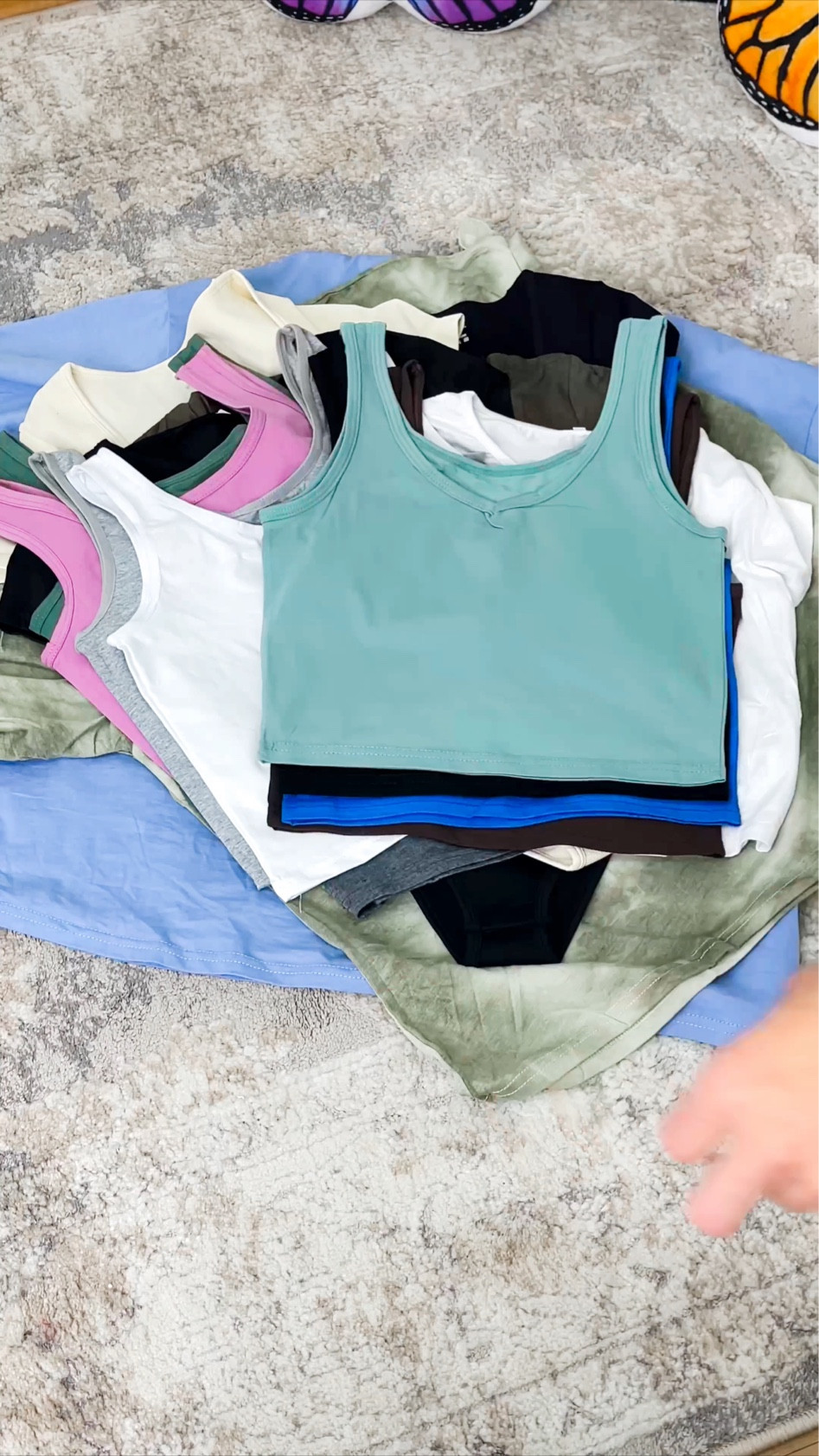 Easy to style clothing basics

Clothing basics
Graphic tees
Oversized graphic tees
Comfy clothes
Comfy graphic tees
Bodysuit 
Women’s bodysuit 
Cropped tank
Tank
Tank top
Cropped tee
Cropped top
Basic tee
Basic t-shirt
Capsule 
Capsule wardrobe 
Alternative style
Styles for over 40
Over 40 style
Over 40 clothes
Clothes for over 40
Amazon
Amazon basics
Amazon fashion
Amazon style
Amazon clothes
Amazon finds
Fashion over 40
Fashion at 40
Fashion for over 40
Easy styles 
Tank top set
Cropped top set
Bodysuit set
Grunge style


#LTKunder50 #LTKstyletip #LTKFind