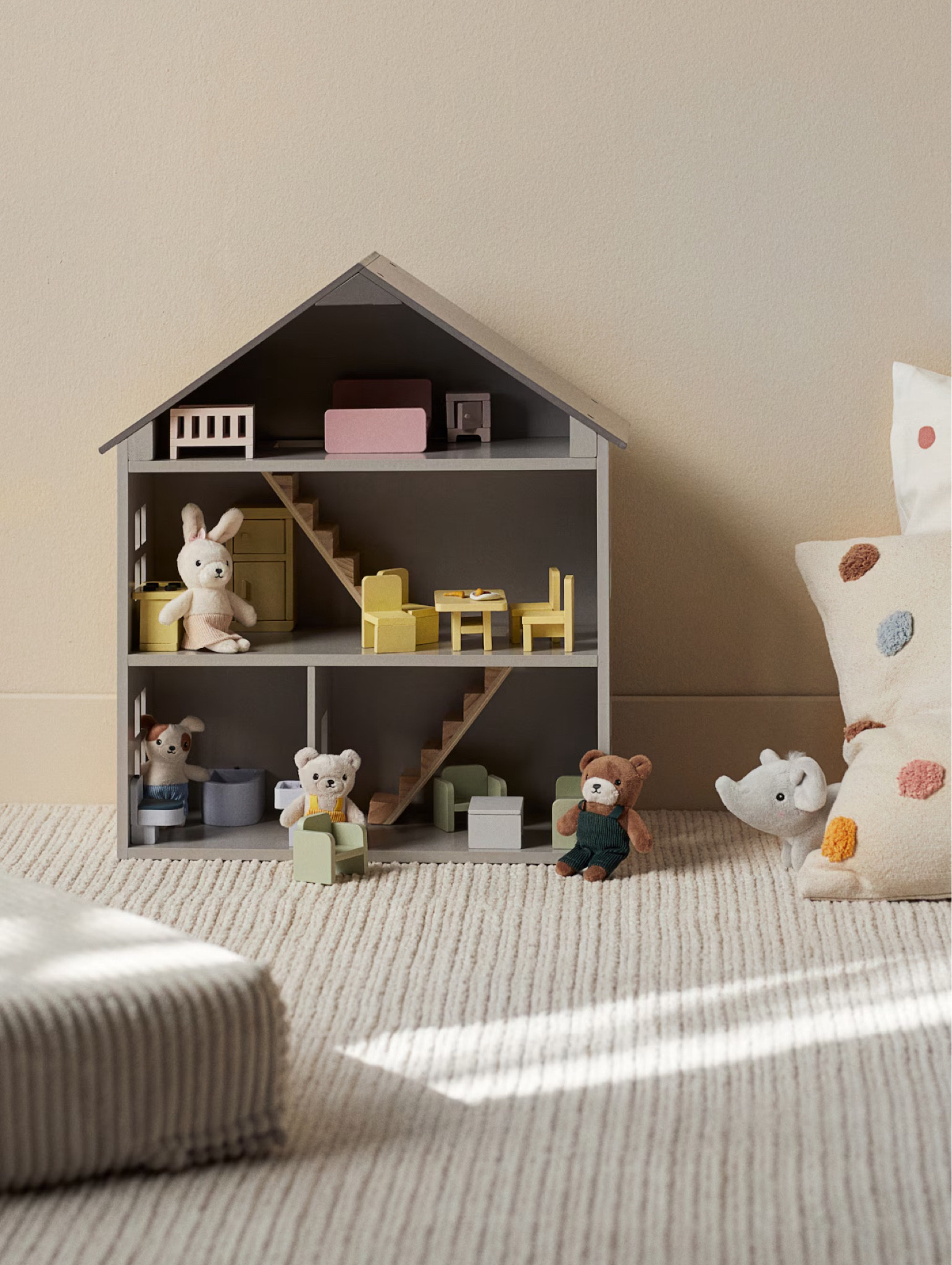 Super cute this doll house! 
Get it before it’s too late!
#ltkcyberweek #hm #hmkids #dollhouse #xasa #casadellebambole #natale #regali #gifts 

#LTKeurope #LTKgiftguide #LTKitalia