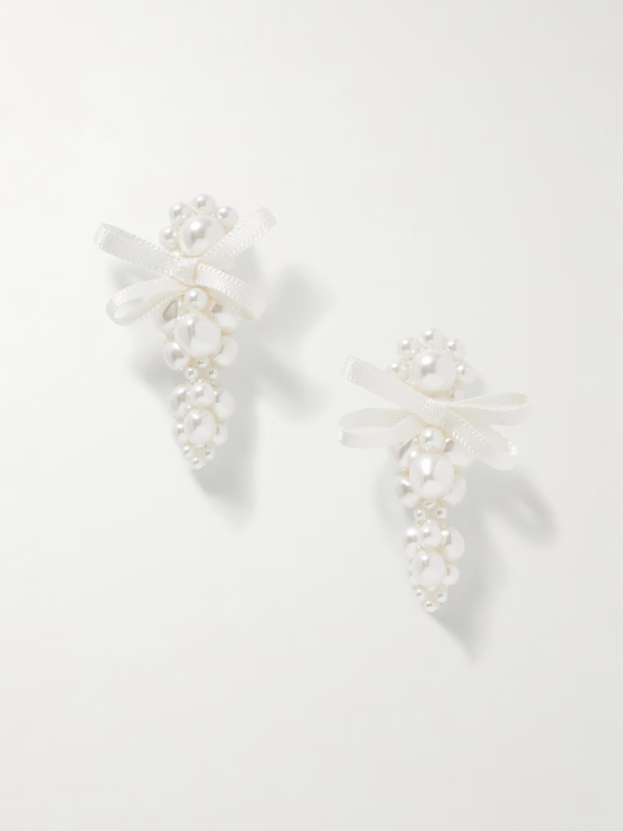 Bow-detailed gold-tone faux pearl earrings | NET-A-PORTER (US)