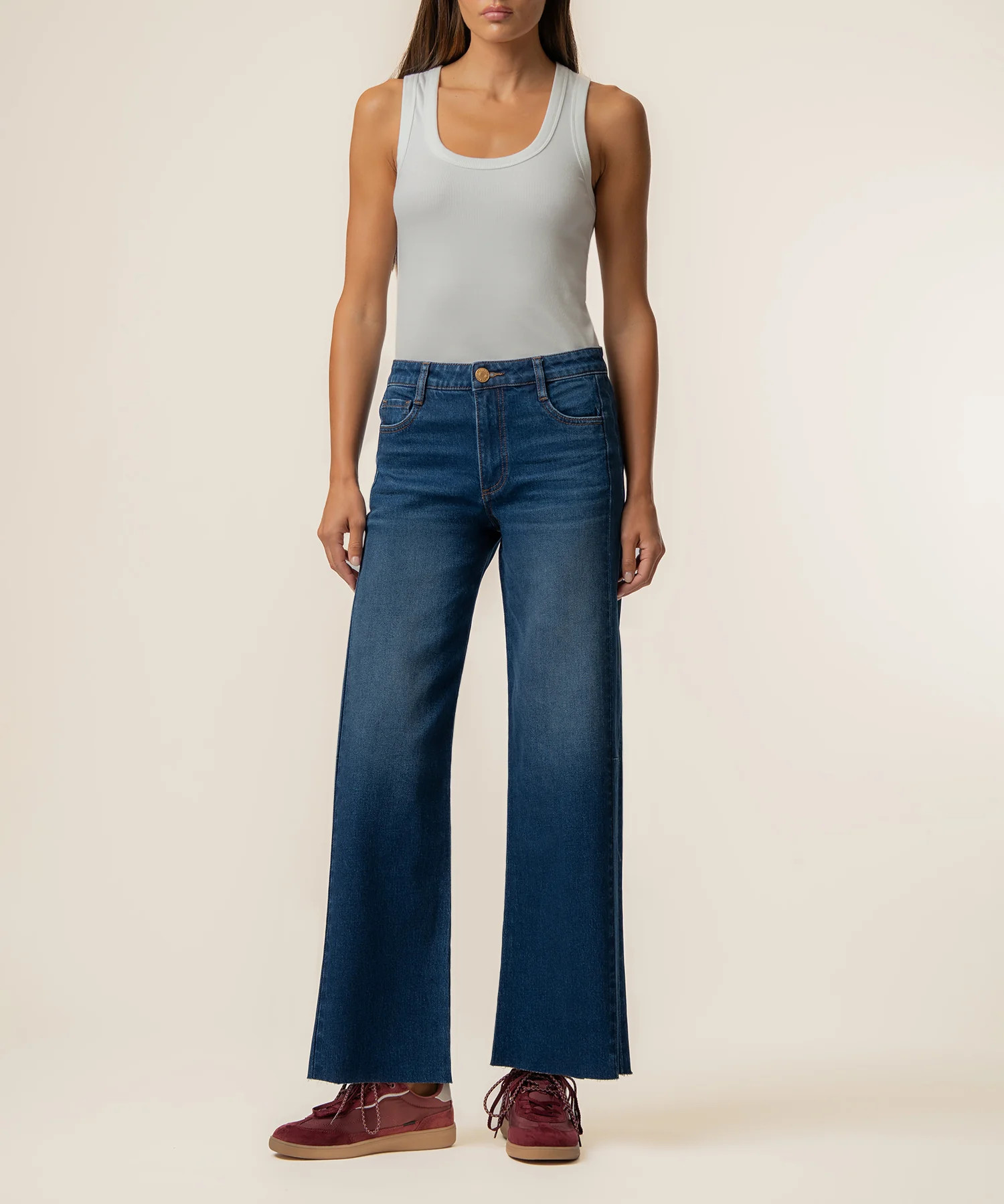 Meg High Rise Wide Leg, Petite in Curator Wash - Kut from the Kloth | Kut From Kloth
